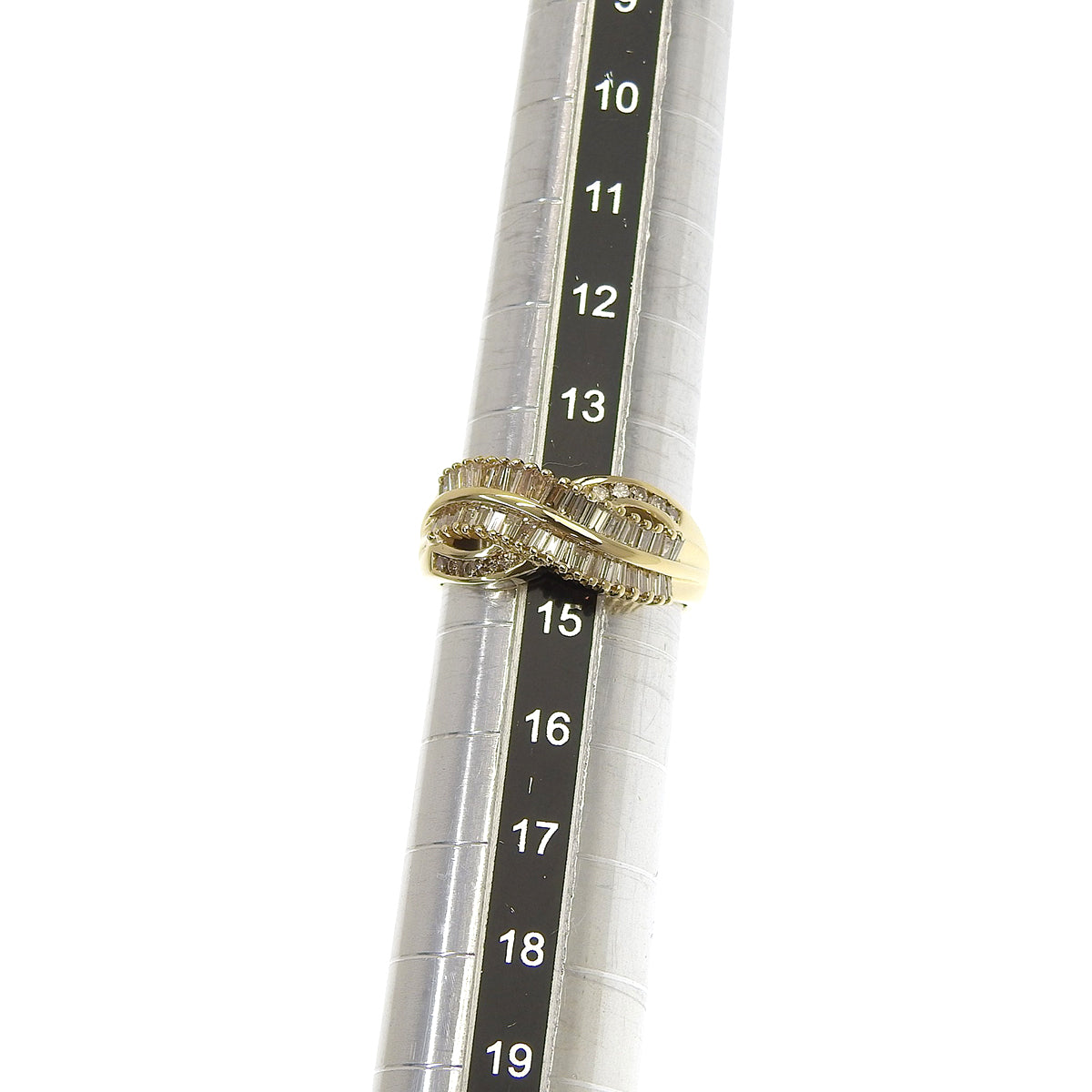 Baguette-cut diamond ring, D1.00, 18K yellow gold, 5.2g