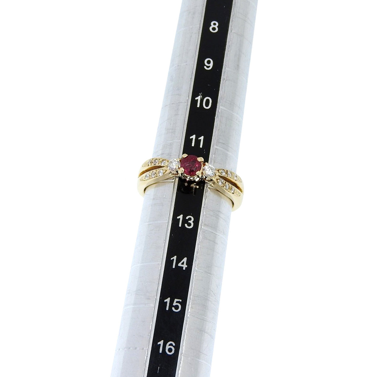 Ruby and diamond ring, R0.42/D0.17, 18K yellow gold, 5.2g