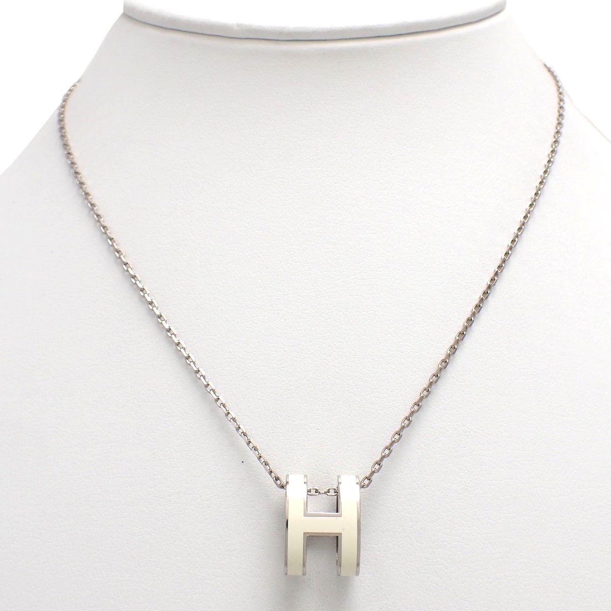 Pop Ash H Necklace Metal