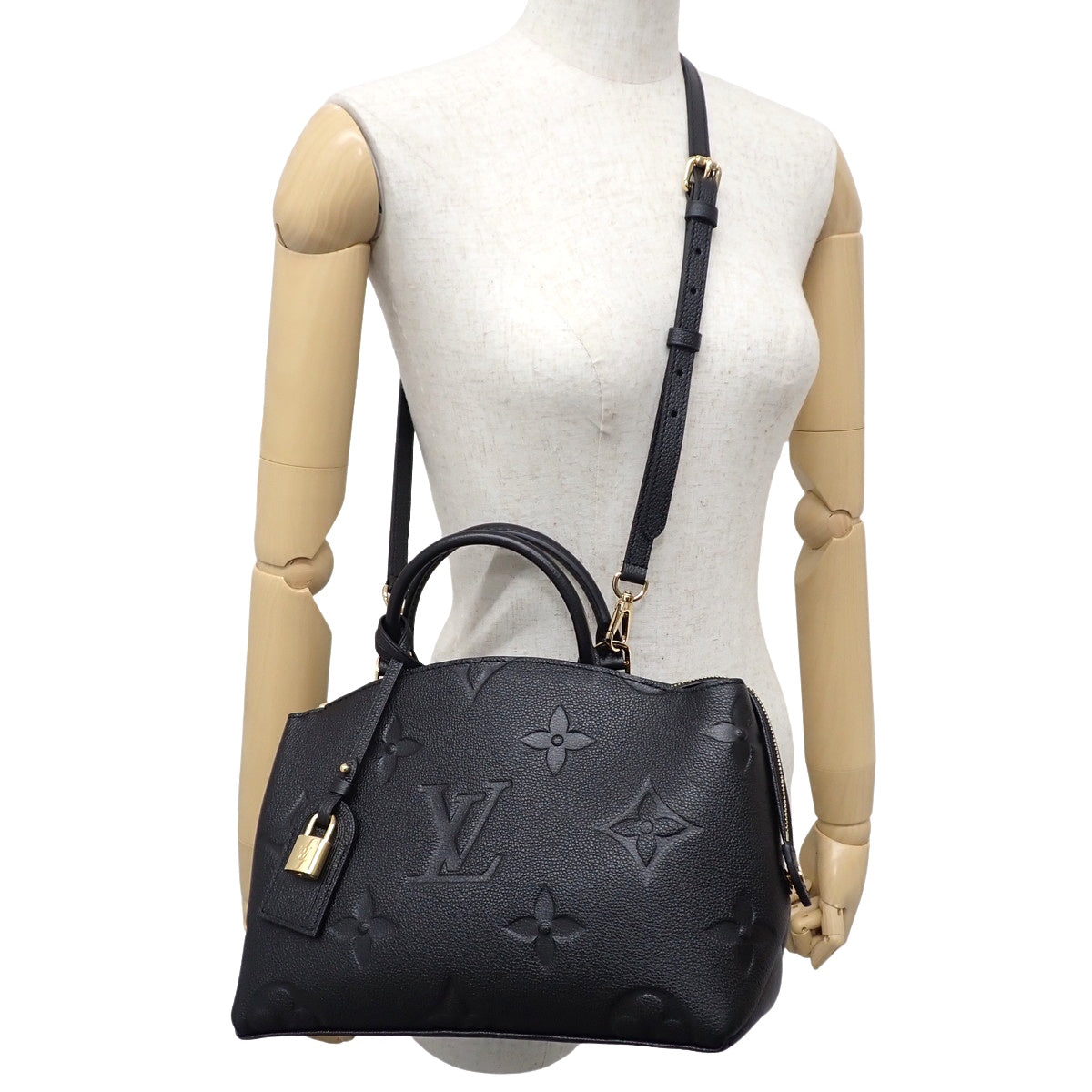 Monogram Empreinte Petit Palais Noir M58916