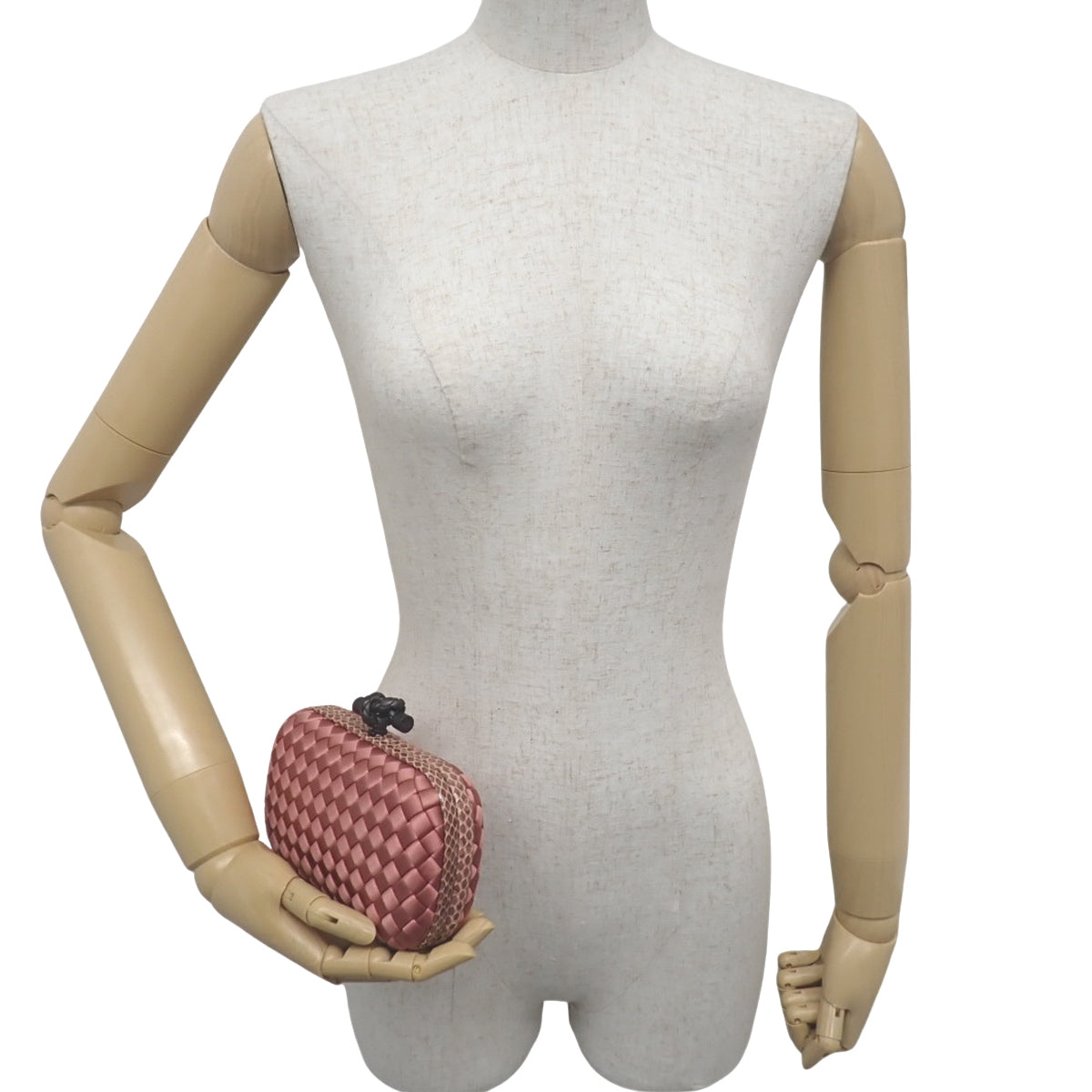 イントレチャート ノット クラッチ サテン アイヤーズ(パイソン) ピンク 113085