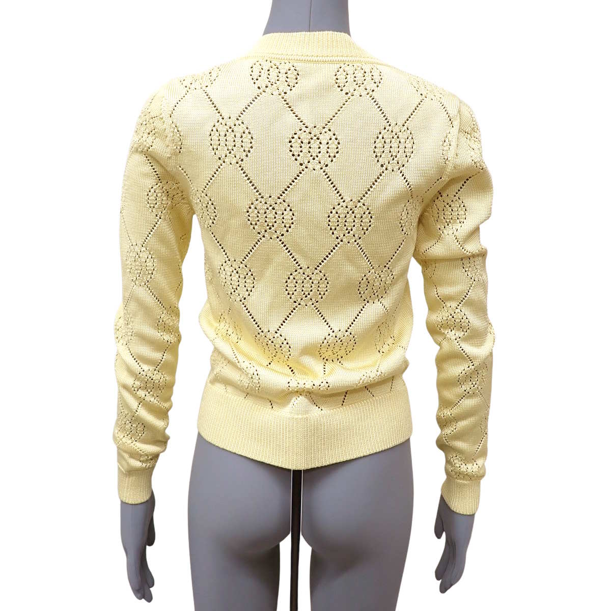 H Lift Cardigan 2022 34