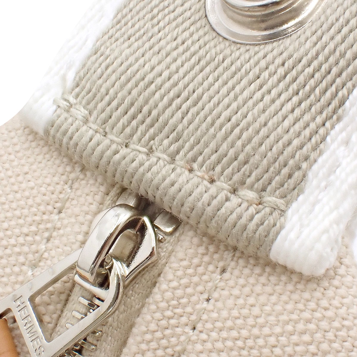 BRIDE A BLACK PM 帆布钯金配件 米白色 灰色