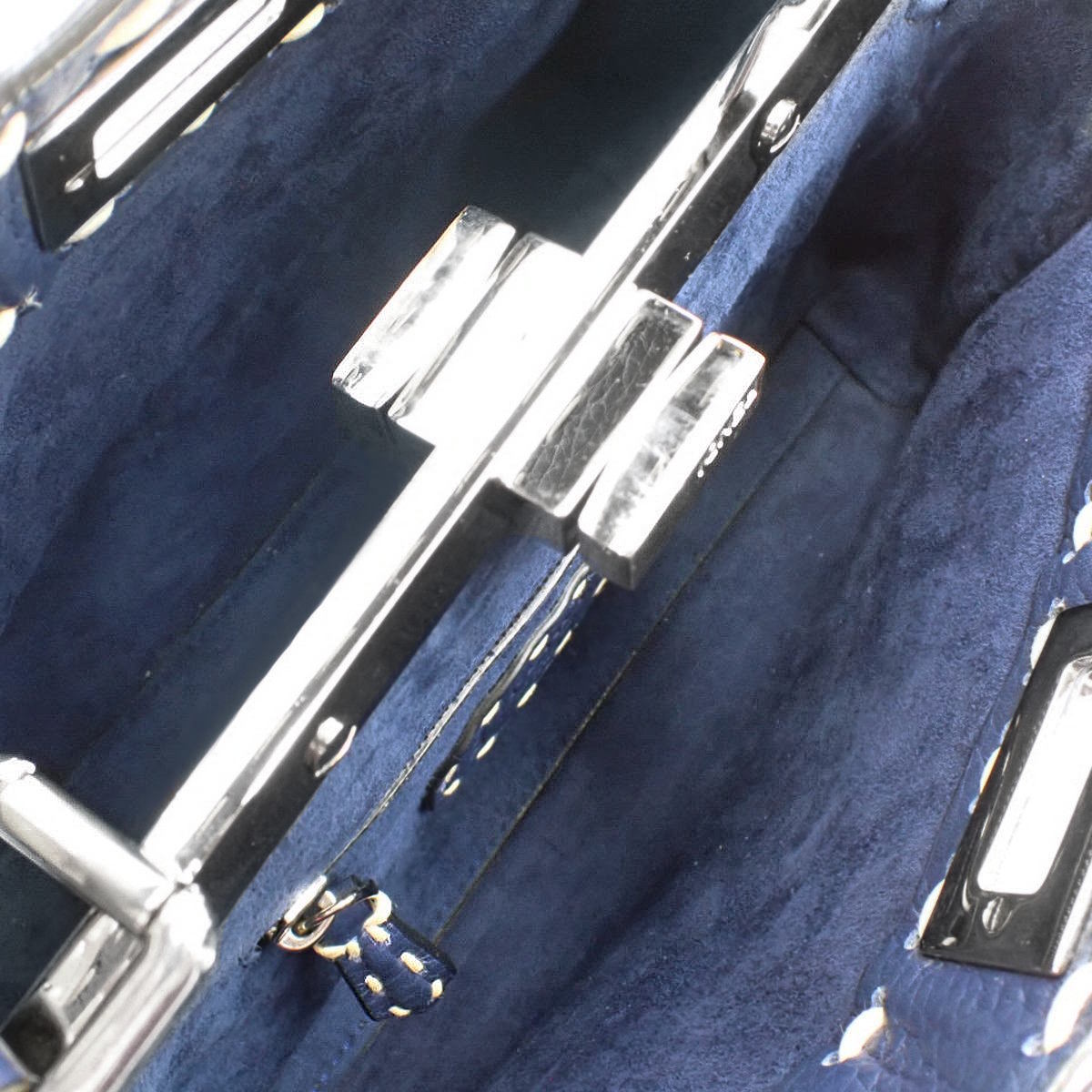 セレリア ピーカブー ミニ カーフ ブルー 8BN244