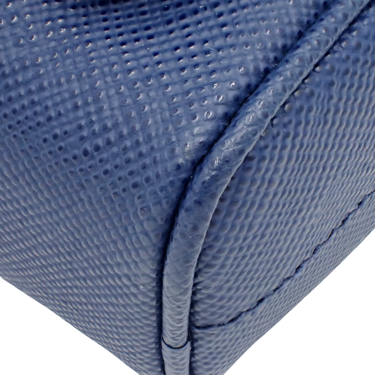 Saffiano 皮革斜挎包,SAFFIANO CUIR BLUETTE 2VH152