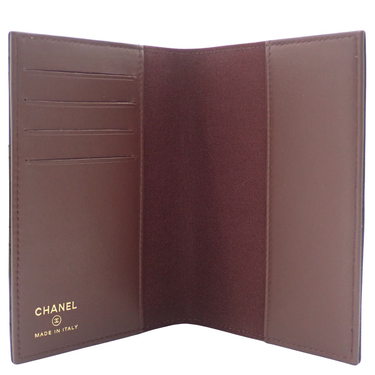 Matelasse Coco Mark Passport Case in Caviar Leather, Black and Bordeaux