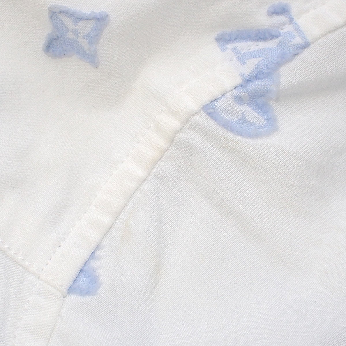 浮雕Monogram衬衫 2024年 38/15 RM241F