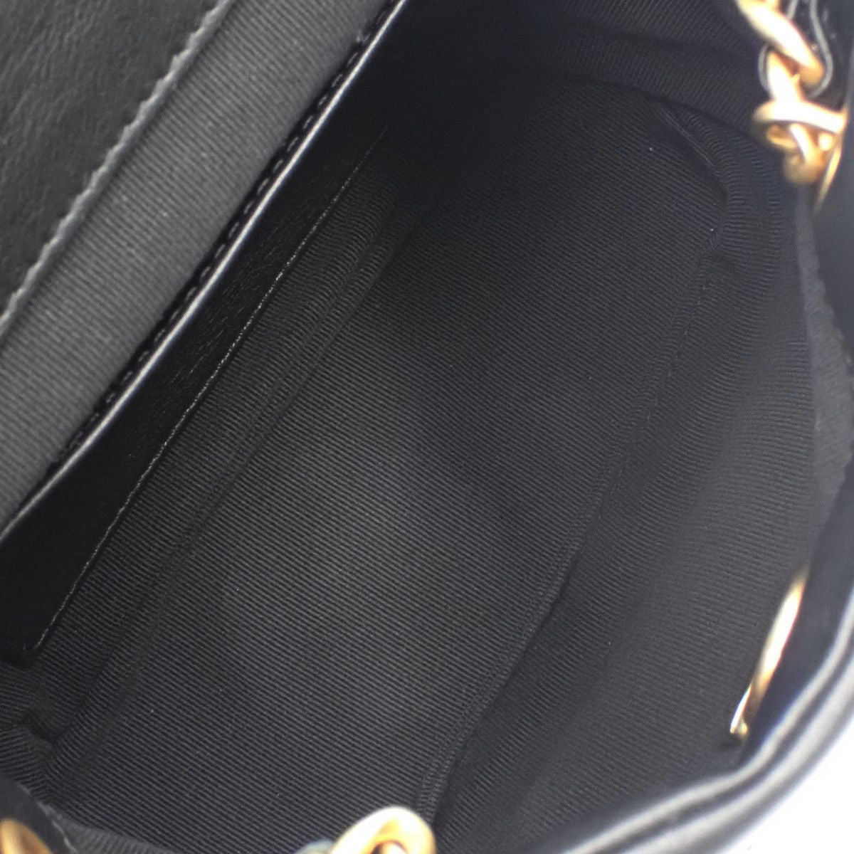 Matelasse Coco Mark 黑色羊皮小号背包 AS4275