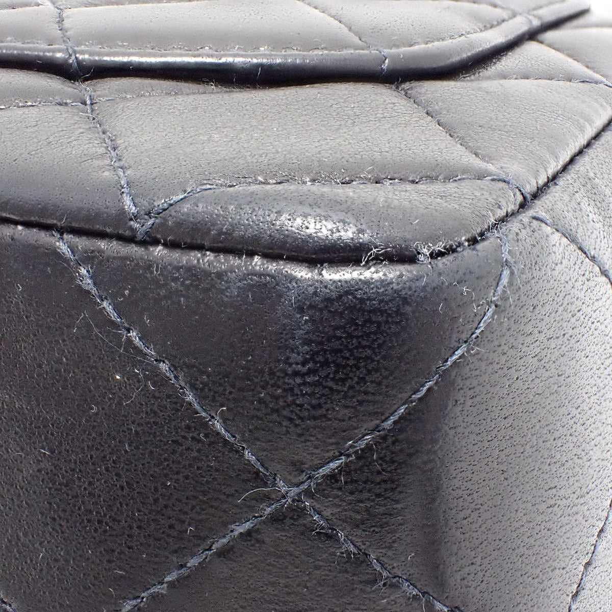 Matelasse Coco Mark Chain Shoulder Bag in Black Lambskin A01115