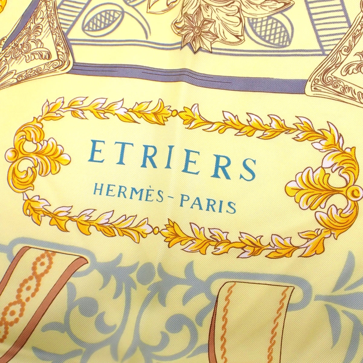 ETRIERS カレ90