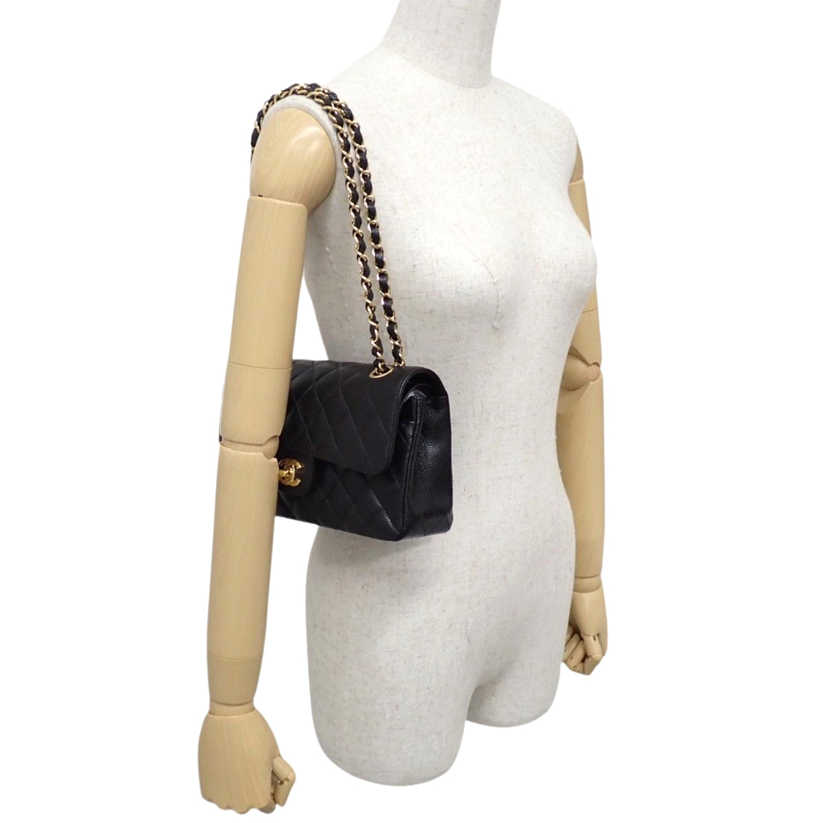 マトラッセ ココマーク Wフラップ23 チェーンショルダーバッグ キャビアスキン ブラック A01113