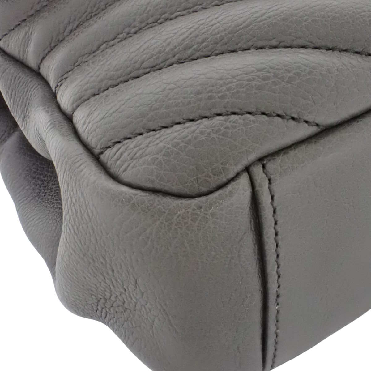 カレッジ ミディアム レザー グレー 392737