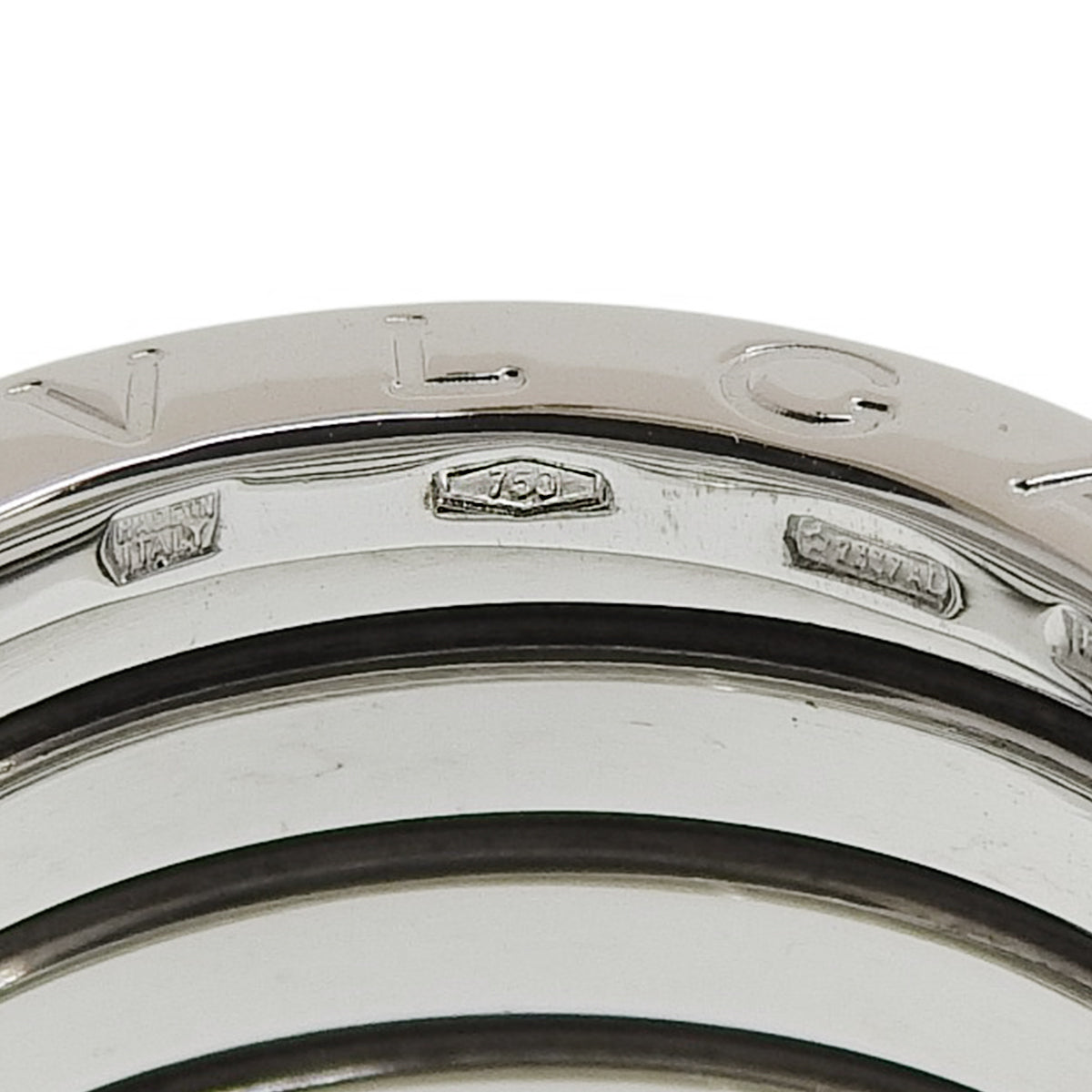 ビー・ゼロワン リング K18WG 11.3g