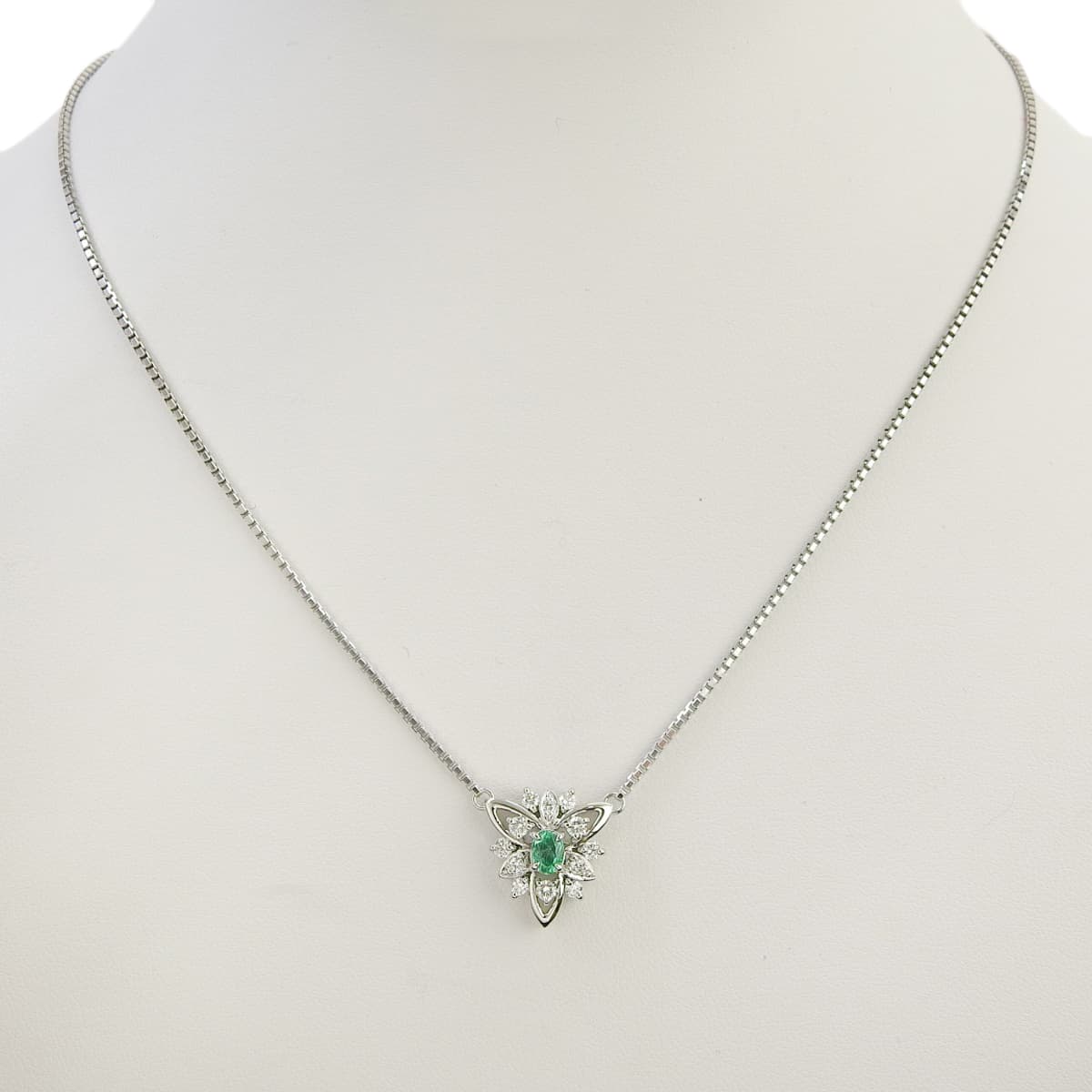 エメラルド ダイヤモンド ネックレス E0.20/D0.36 Pt900 13.1g