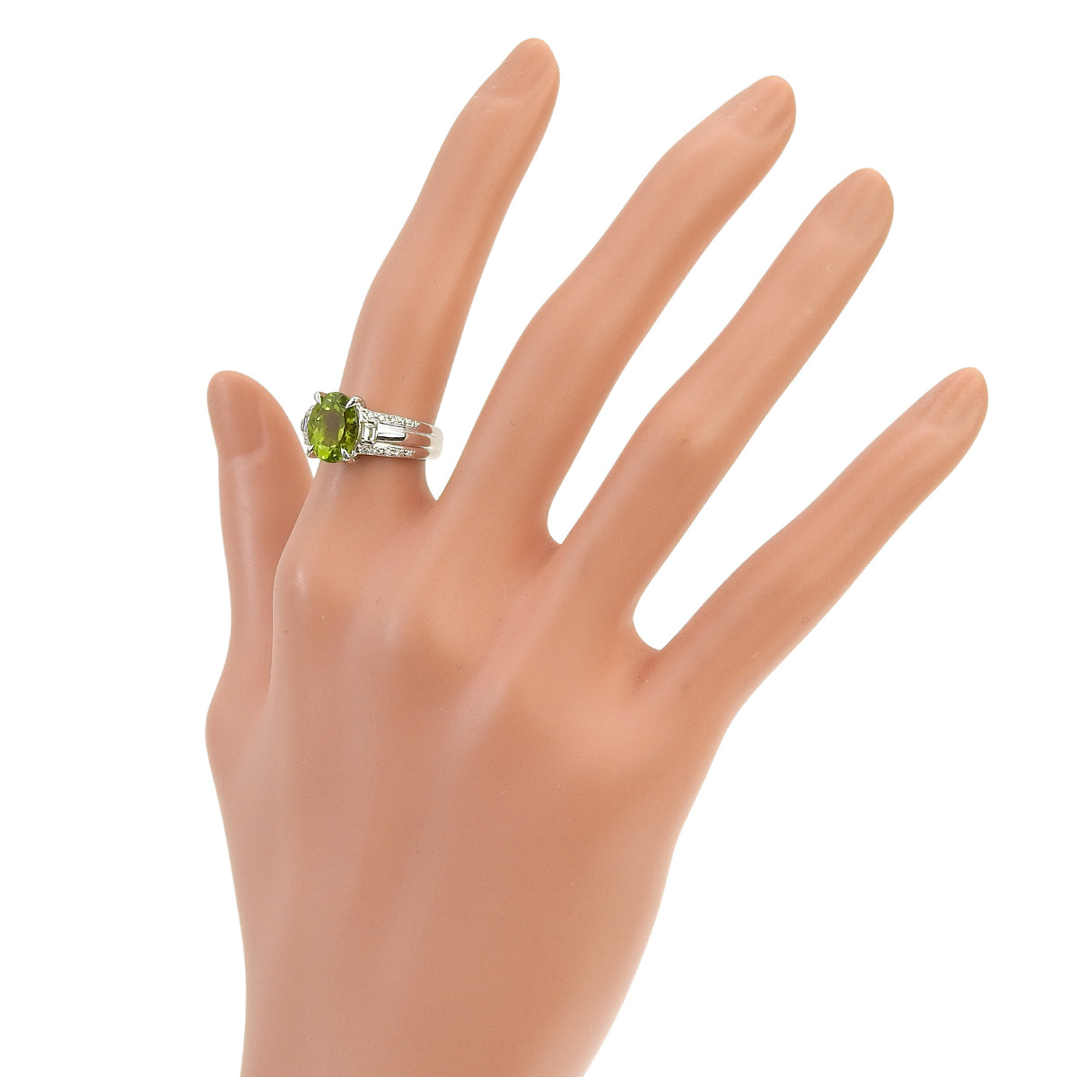 Peridot and Diamond Ring PR2.96/D0.26 White Gold K18WG 6.1g