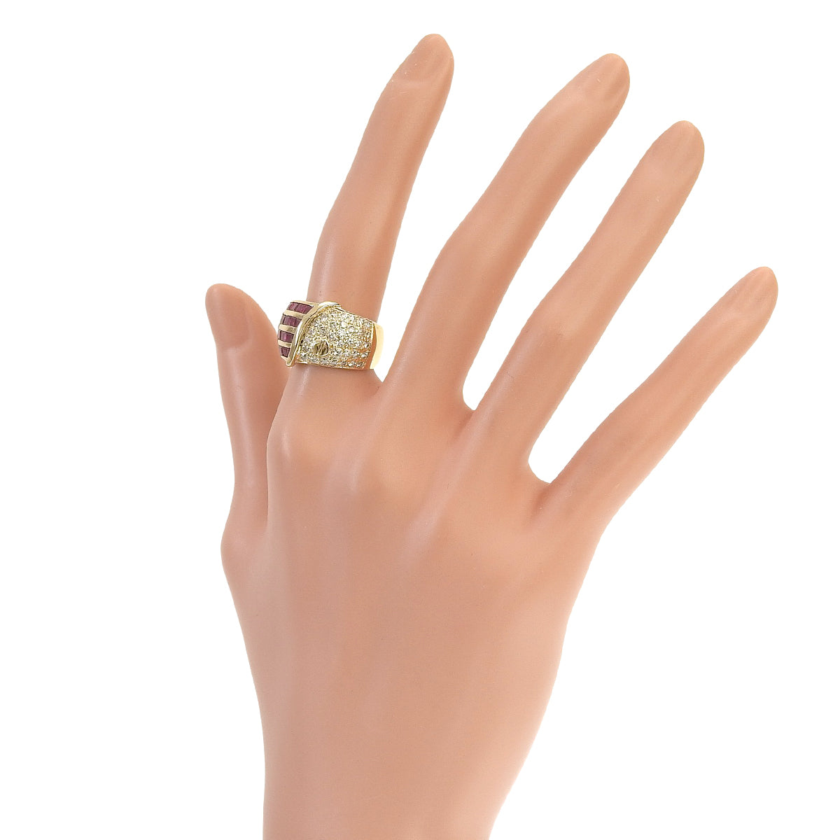 Pavé diamond and four-row ruby ring, R2.19/D0.49, 18K yellow gold, 9.0g