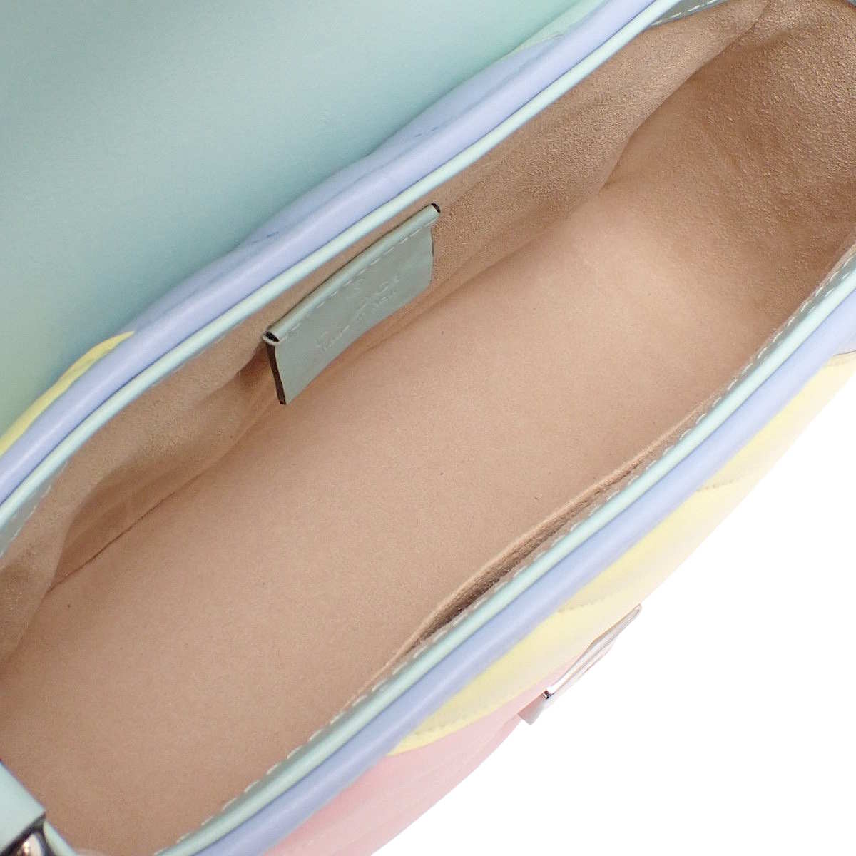 GG Marmont 迷你手提包,皮革材质,583571,多色