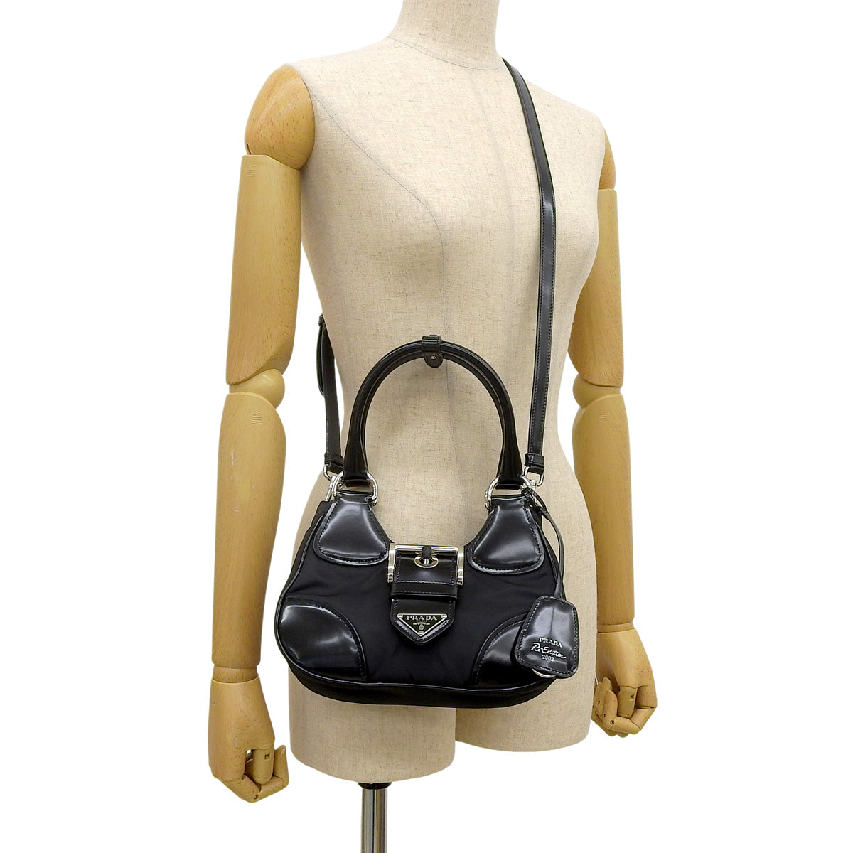 2002年复刻版月亮包 皮革尼龙 黑色 1BA381