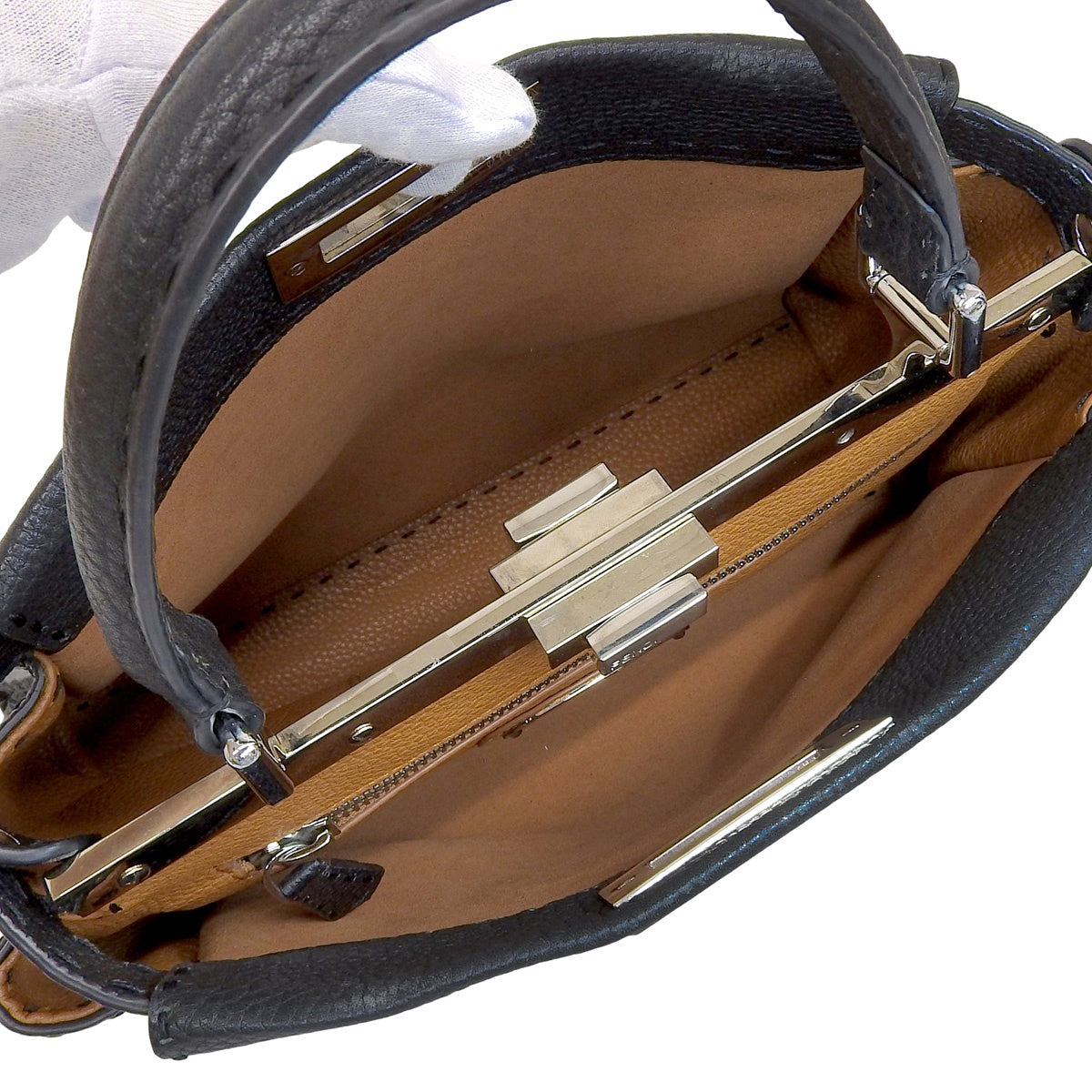 セレリア ピーカブー レギュラー レザー ブラック 8BN290