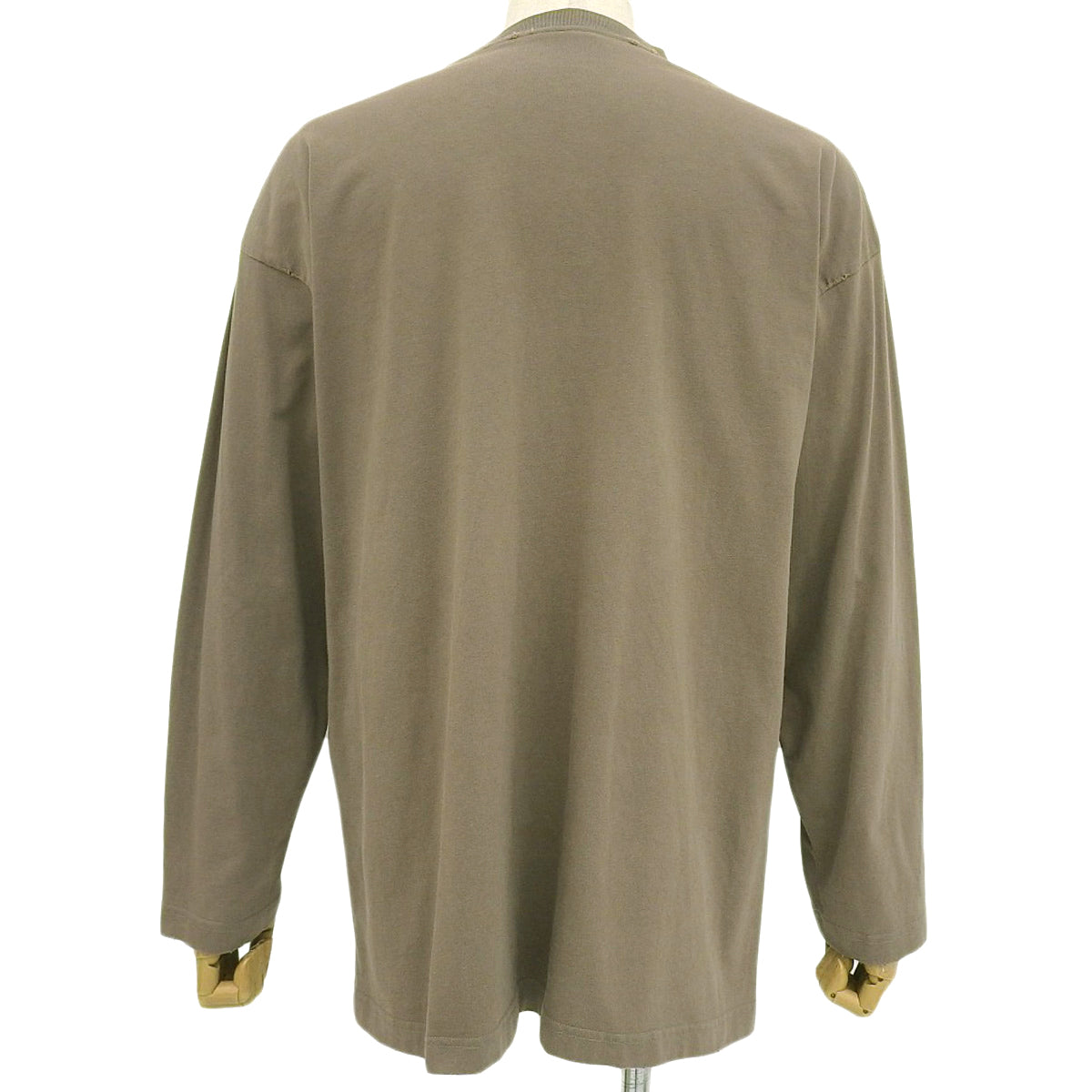 Logo T-shirt 2022, size L, long sleeves, distressed