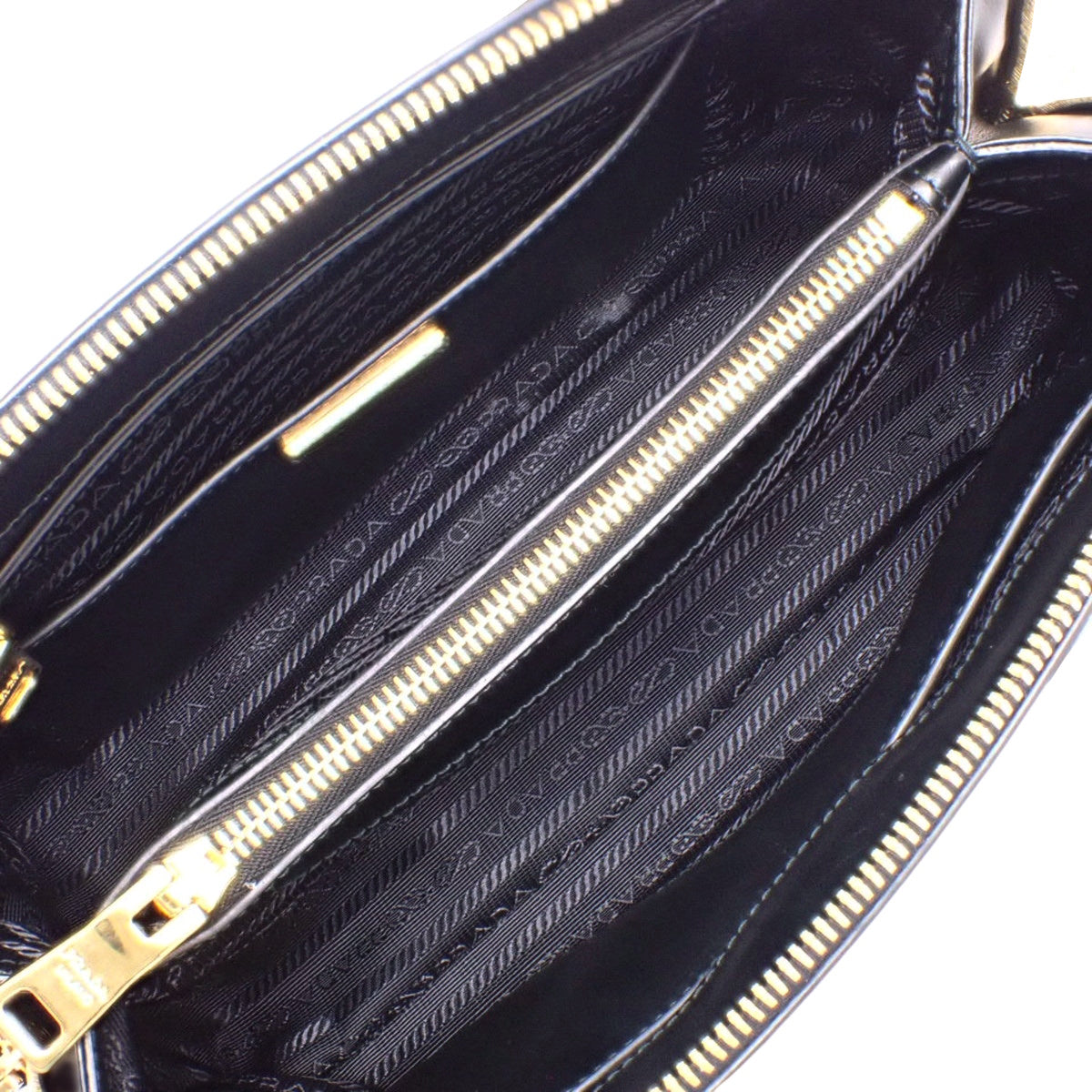 Logo 2-Way Bag 漆皮/珐琅黑色 1BA002