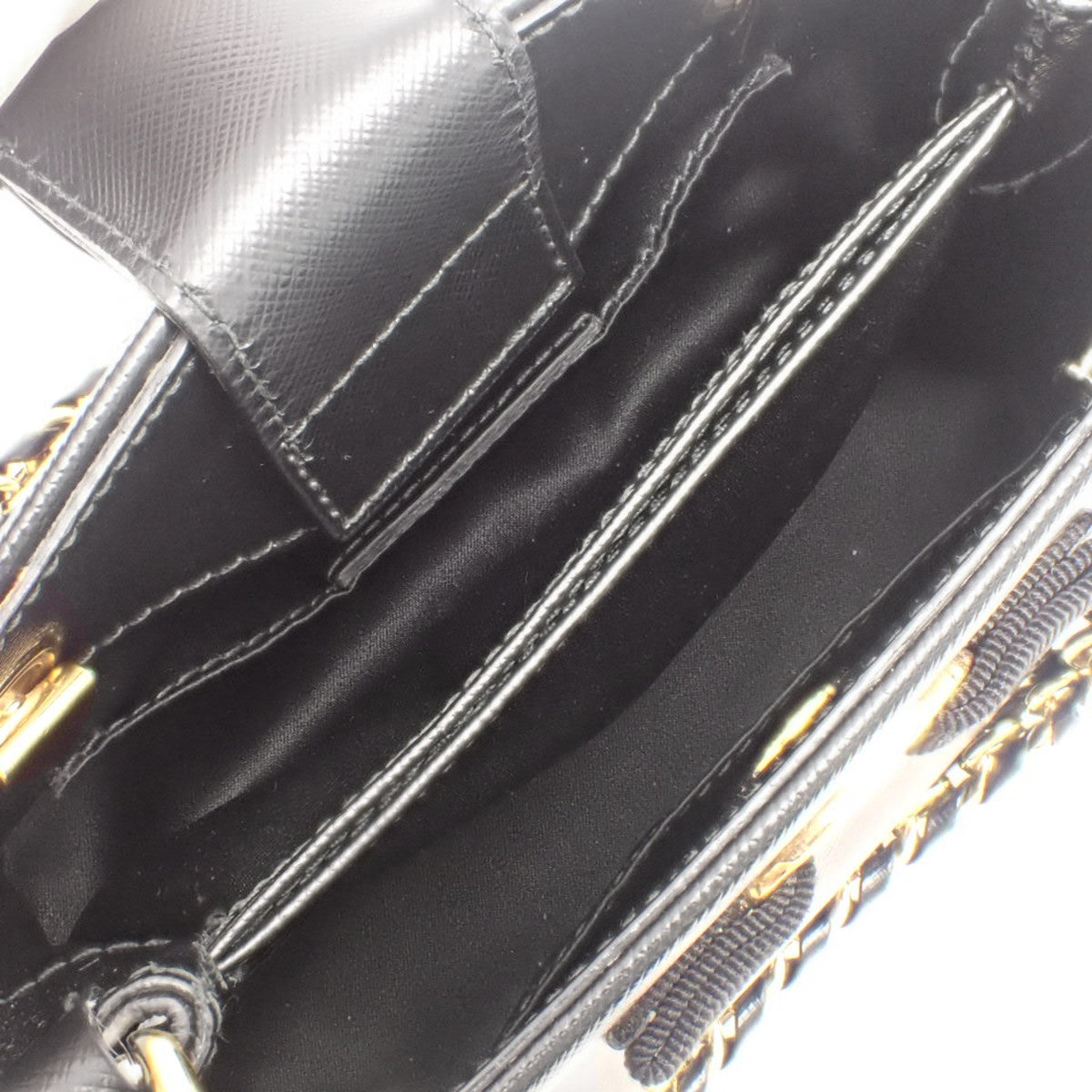 ヴァラリボン 2WAYチェーンバッグ レザー ブラック