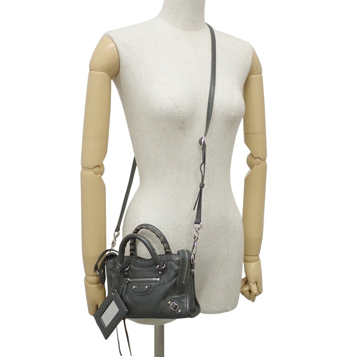 クラシック ナノシティ レザー グレー 505555