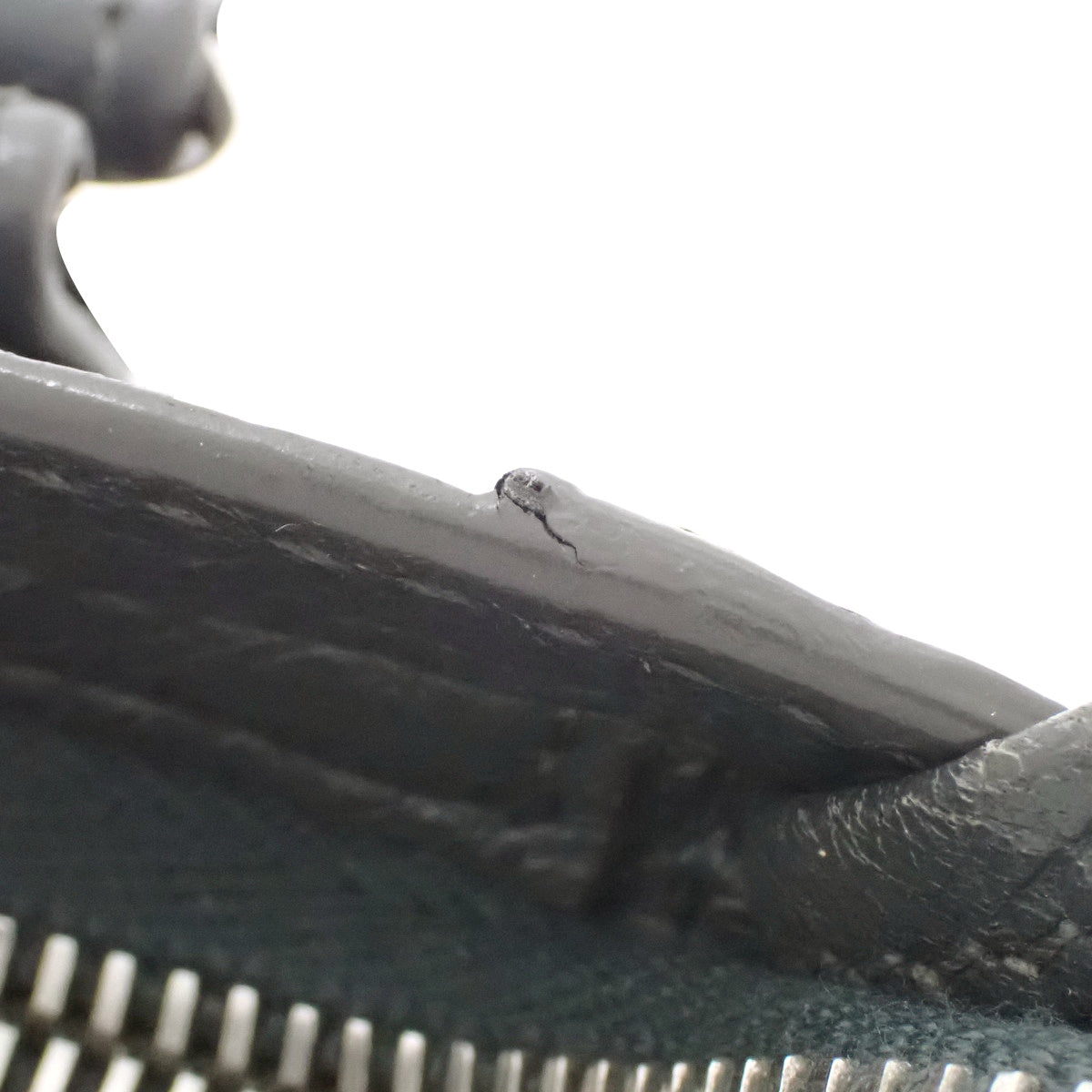 クラシック ナノシティ レザー グレー 505555