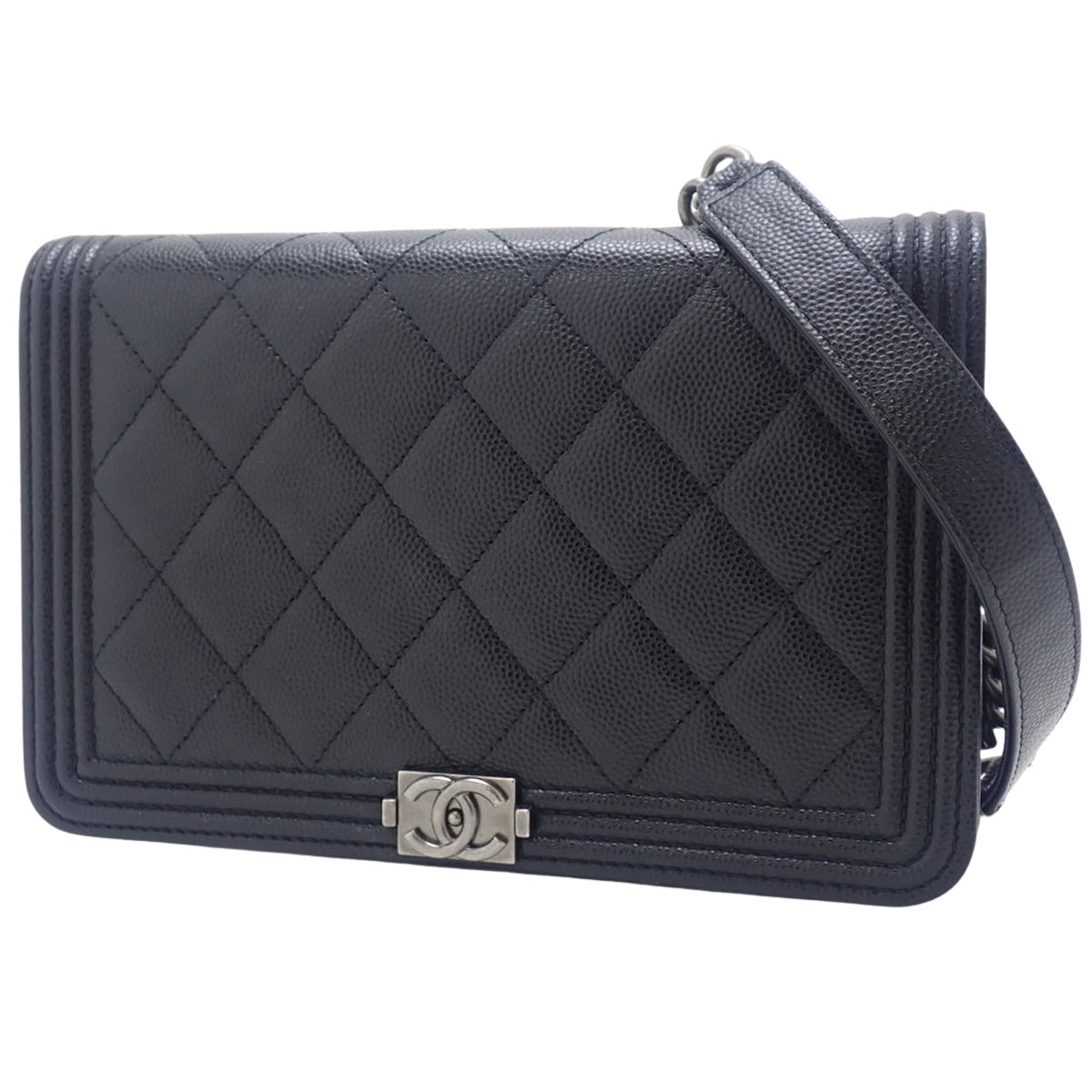 Boy Chanel Coco Mark 黑色鱼子酱皮链条钱包