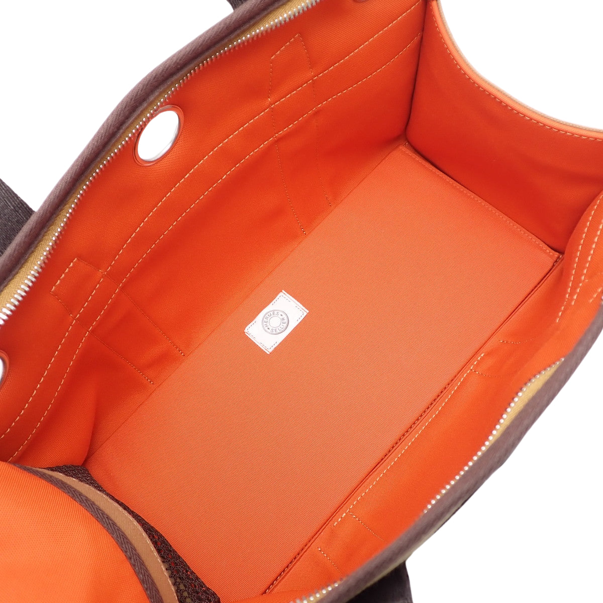 Dog carrier bag in nylon, cotton and polyurethane with palladium plated hardware. Fauxve Fau.