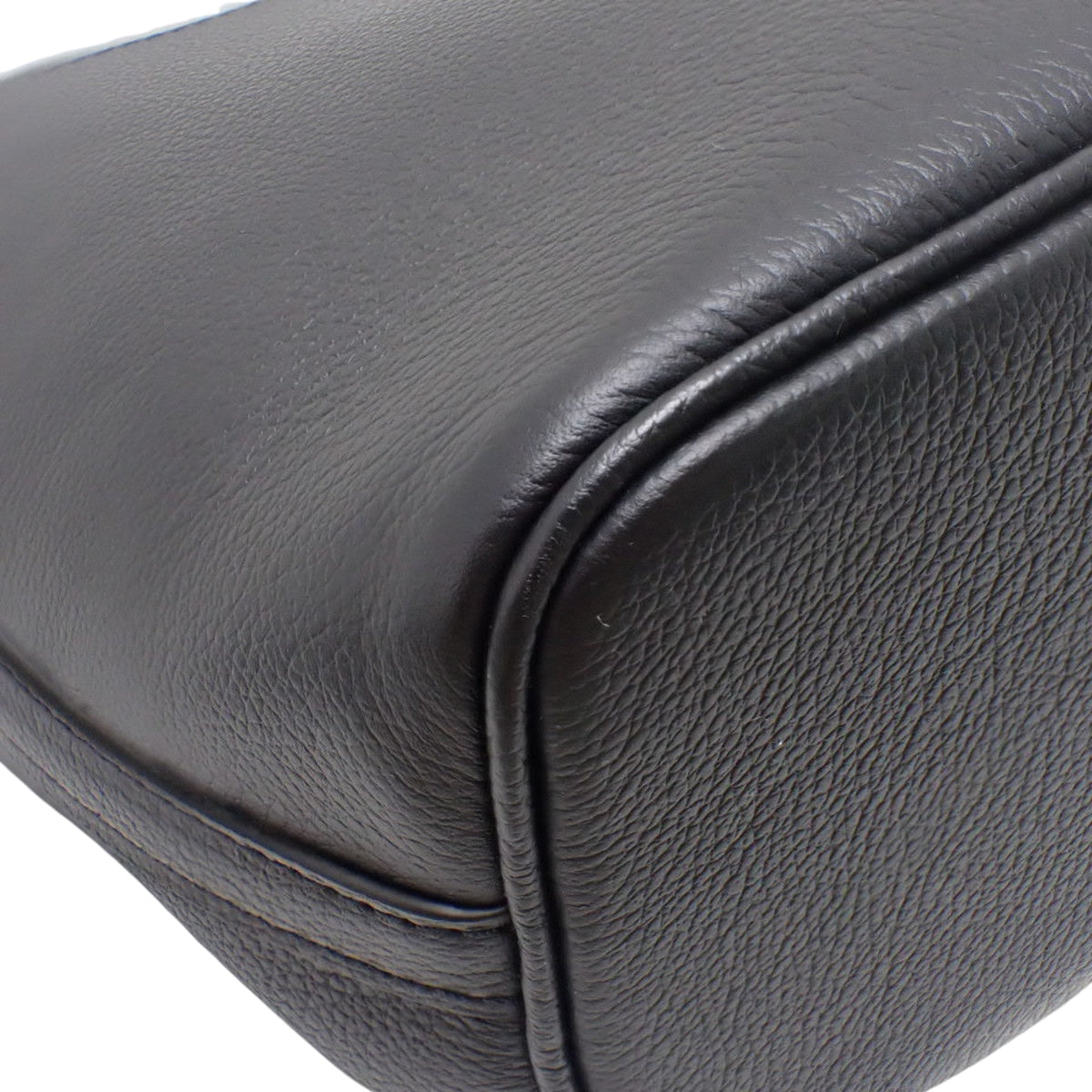 Rock & Walk Grained Calf Leather Black M24006 2-Way Shoulder Bag with Chain