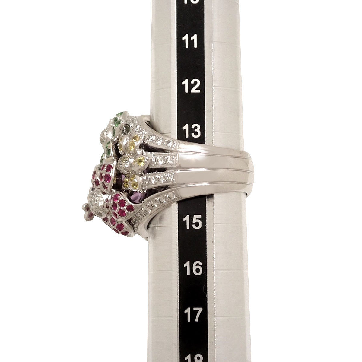 Amethyst and Diamond Flower Motif Ring AM7.65/D1.18 K18WG 25.8g