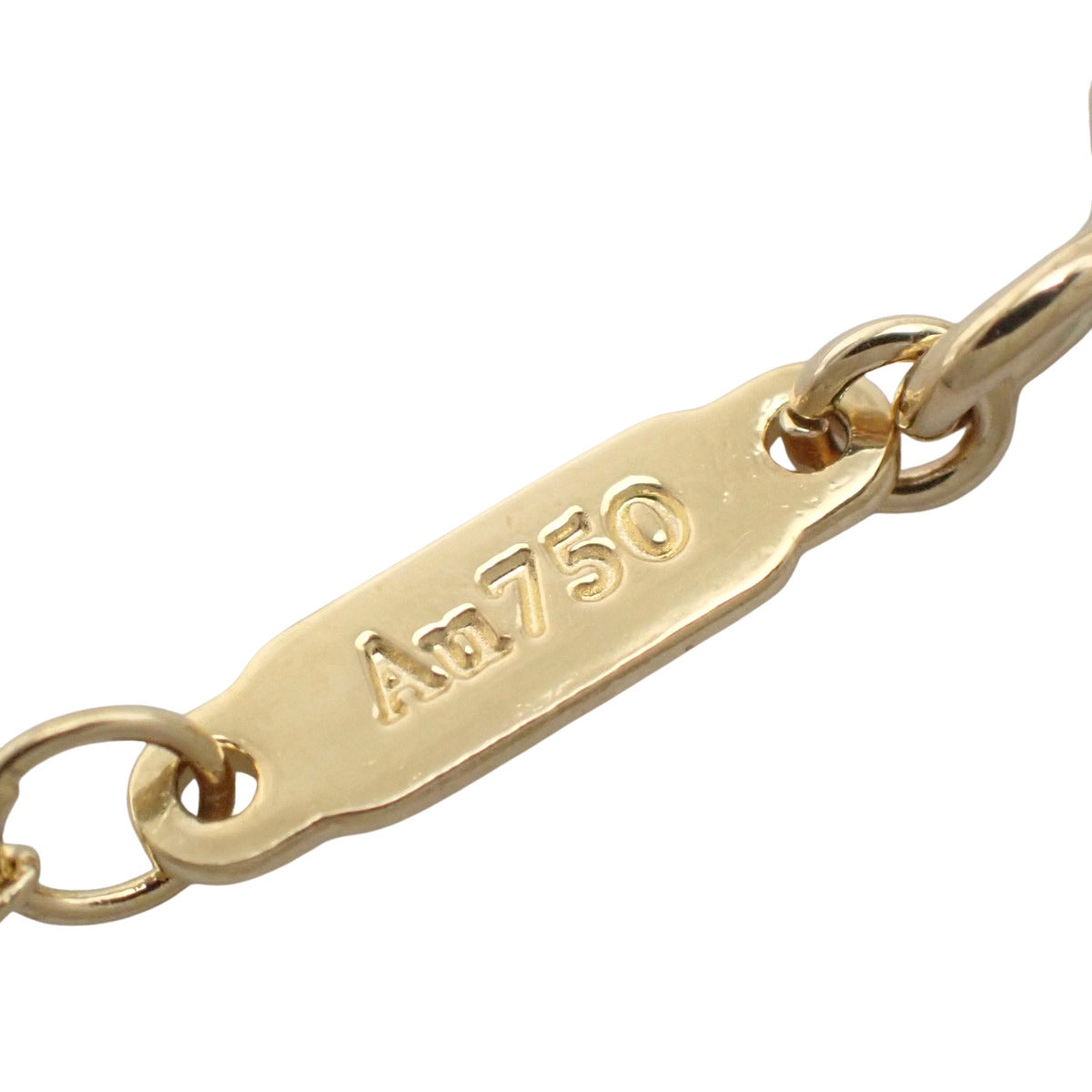 Small Smile Pendant, 18K Yellow Gold, 2.8g