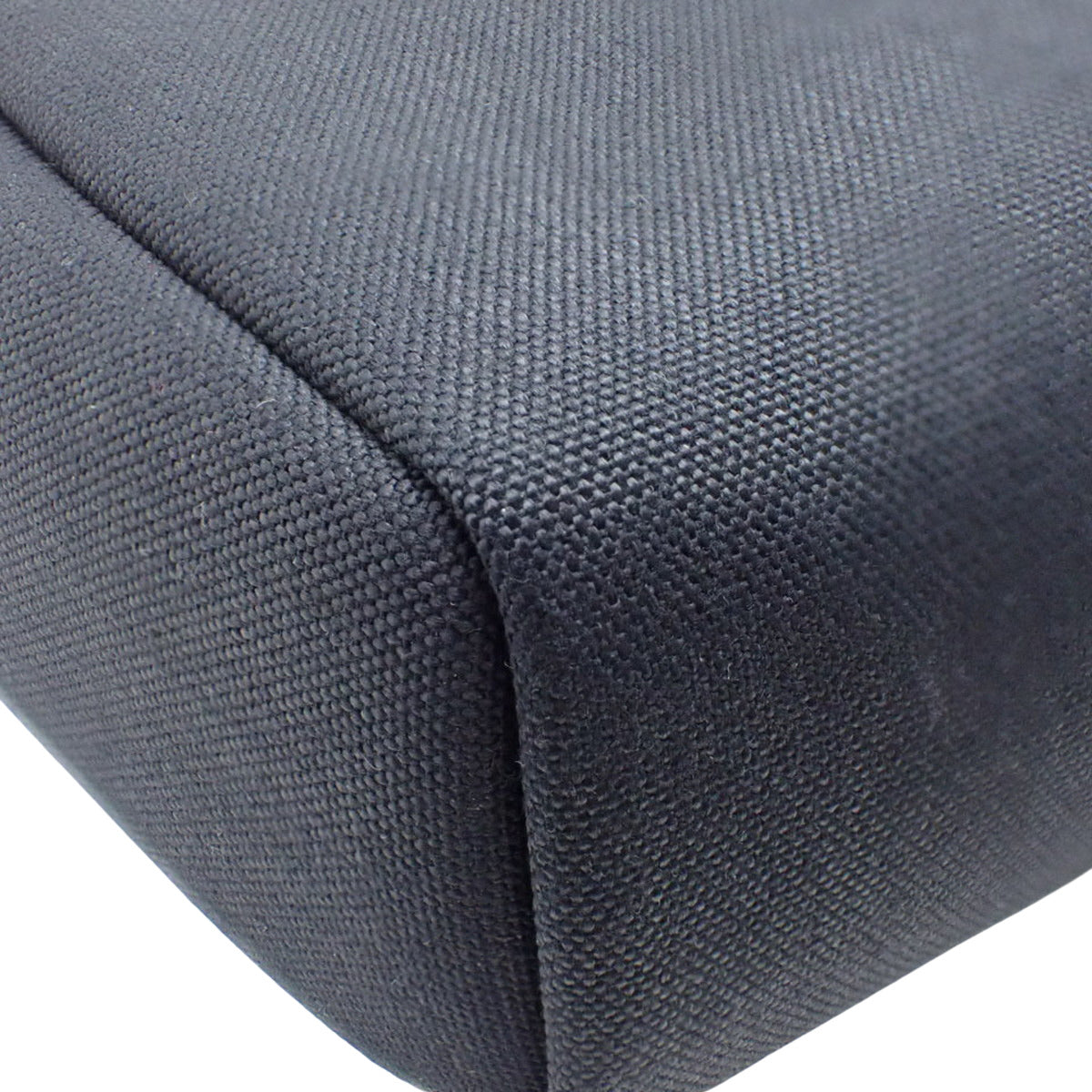 エールバッグジップMM K刻印 トワルミリタリー ヴァッシュハンター パラジウム金具 ブラック