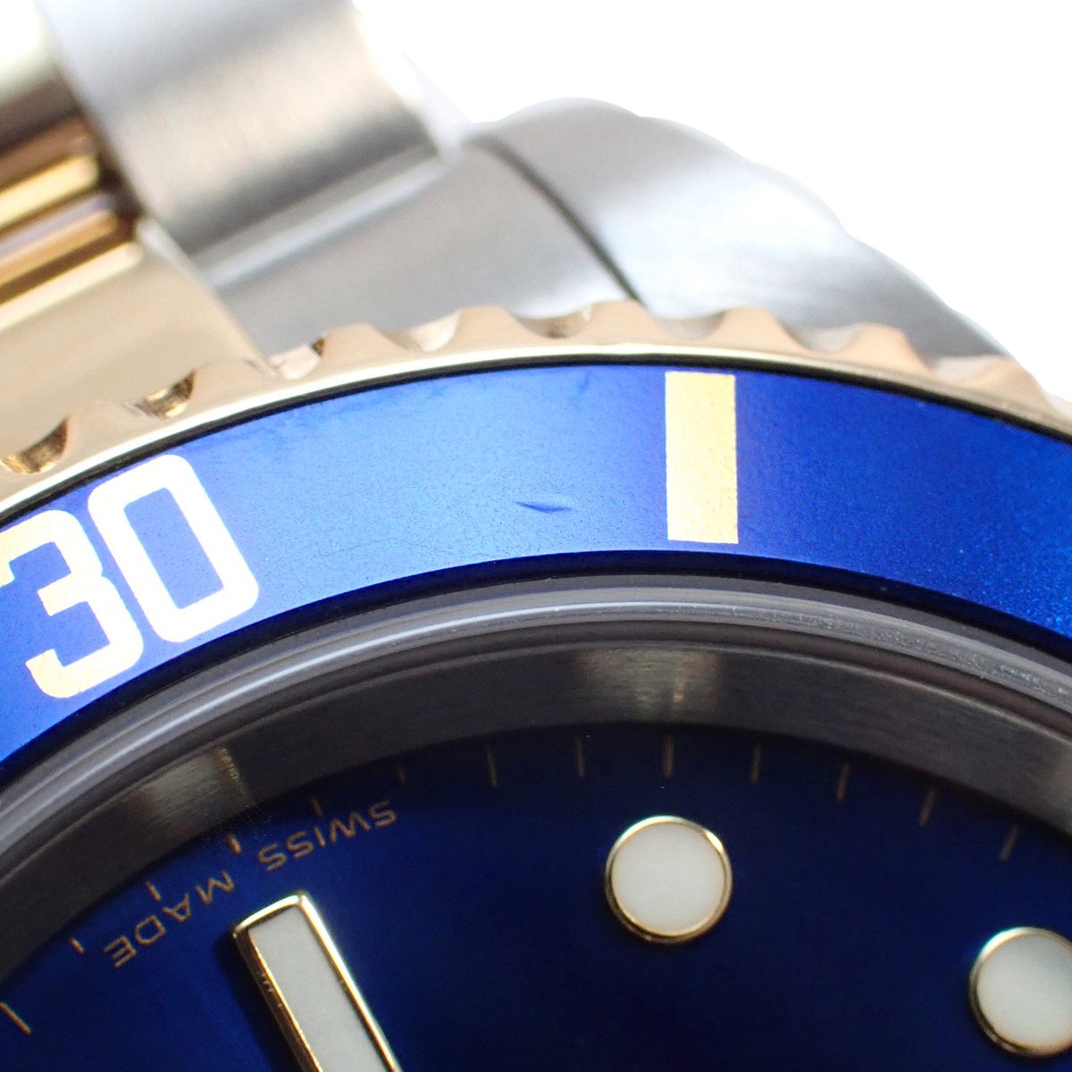Submariner Date 16613 YG/SS D-serial Blue Automatic Men's