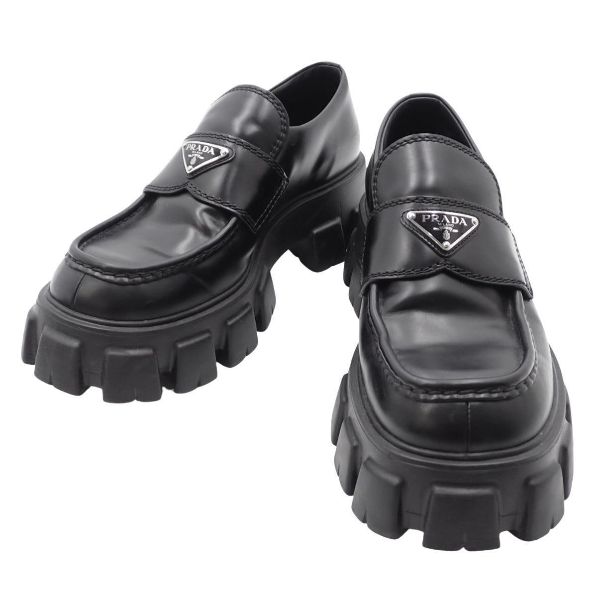 Monolith 磨砂皮乐福鞋