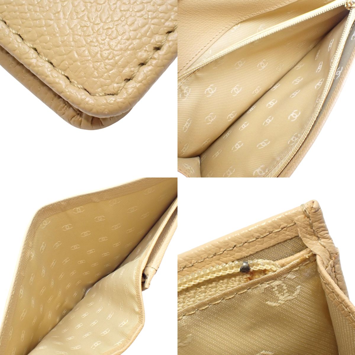 Coco Button 米色皮革长款双折钱包