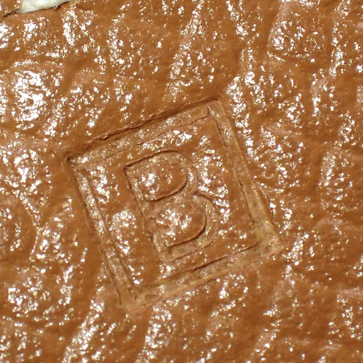 Kelly 28 (inner stitching) Kushvel Gold, Gold hardware, B stamp