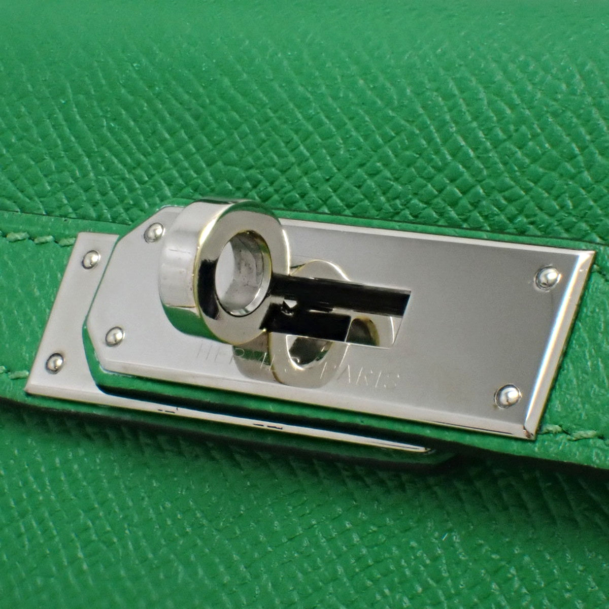 Kelly 32 (External Stitching) Epsom Leather, Palladium Hardware, Bamboo, Silver Hardware, R Stamp