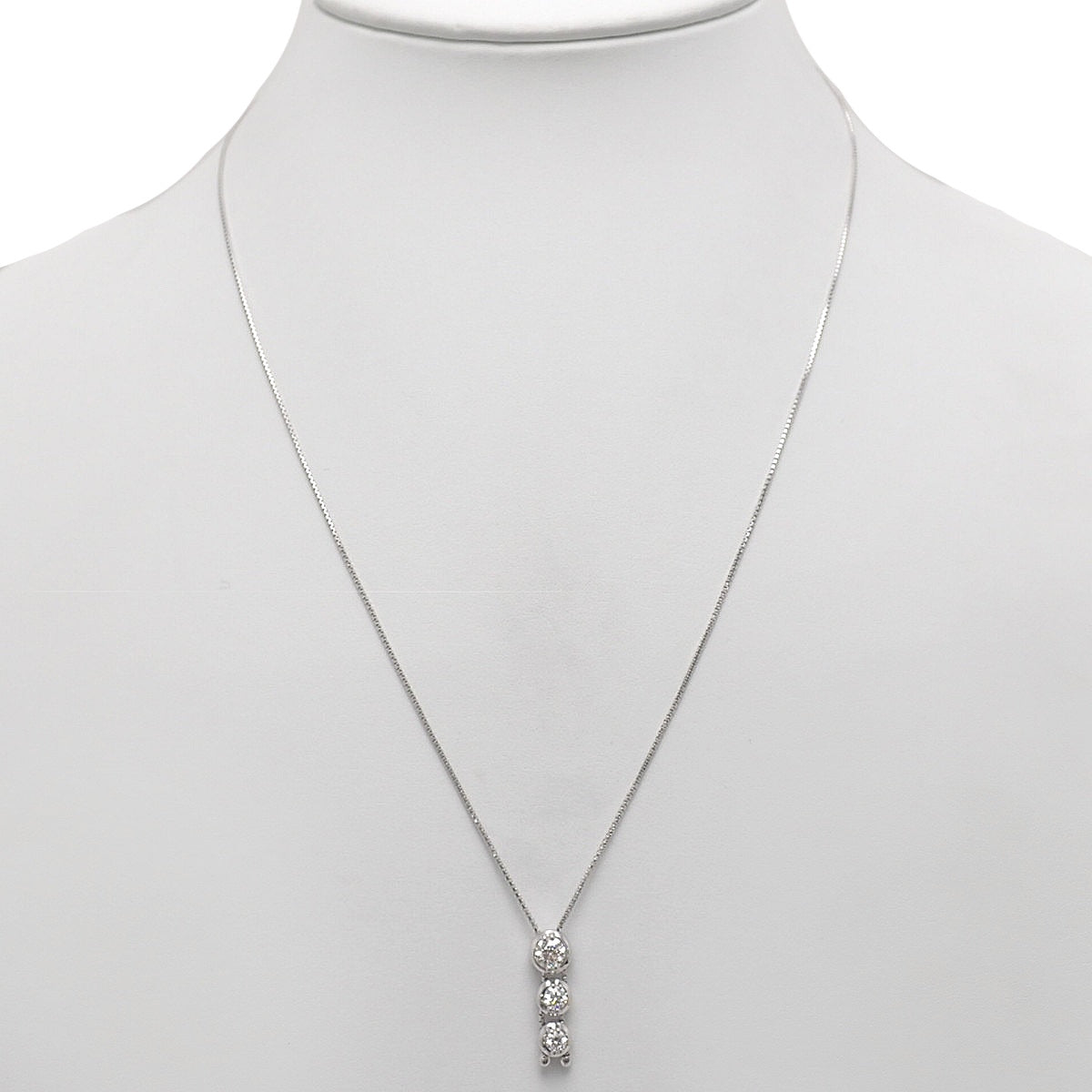 Trilogy Diamond Necklace D0.57 White Gold K18WG 6.2g