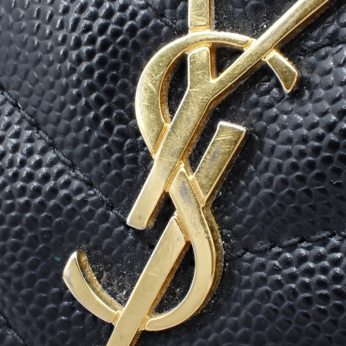 モノグラム バイフォールドウォレット グレイン・ド・プードル エンボスレザー ブラック 575879BOW011000