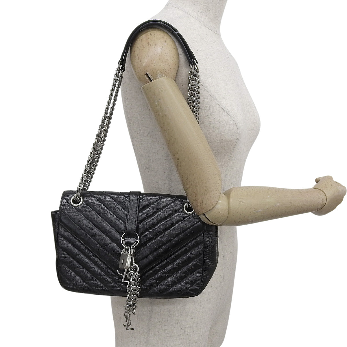 Baby Punk Chain Shoulder Bag in Black Leather