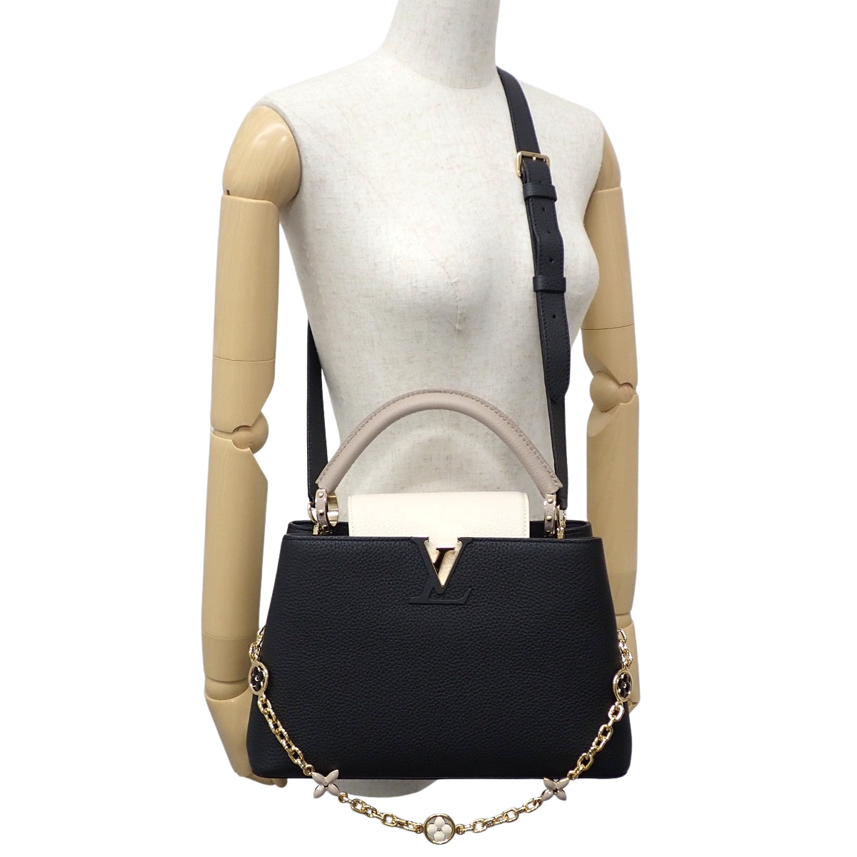 カプシーヌMM トリヨンレザー M25386