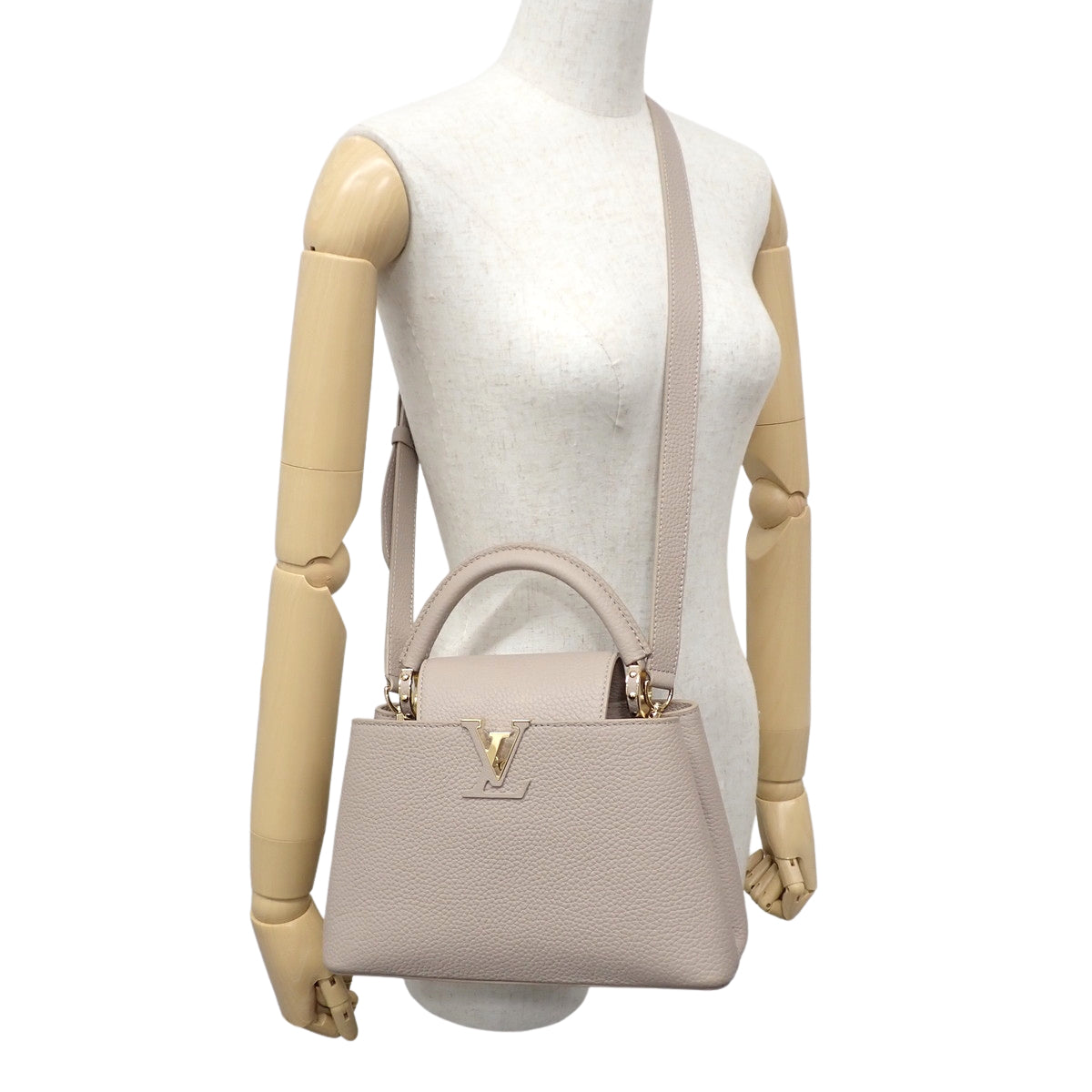 Capucines BB Taurillon Leather Gale M24736