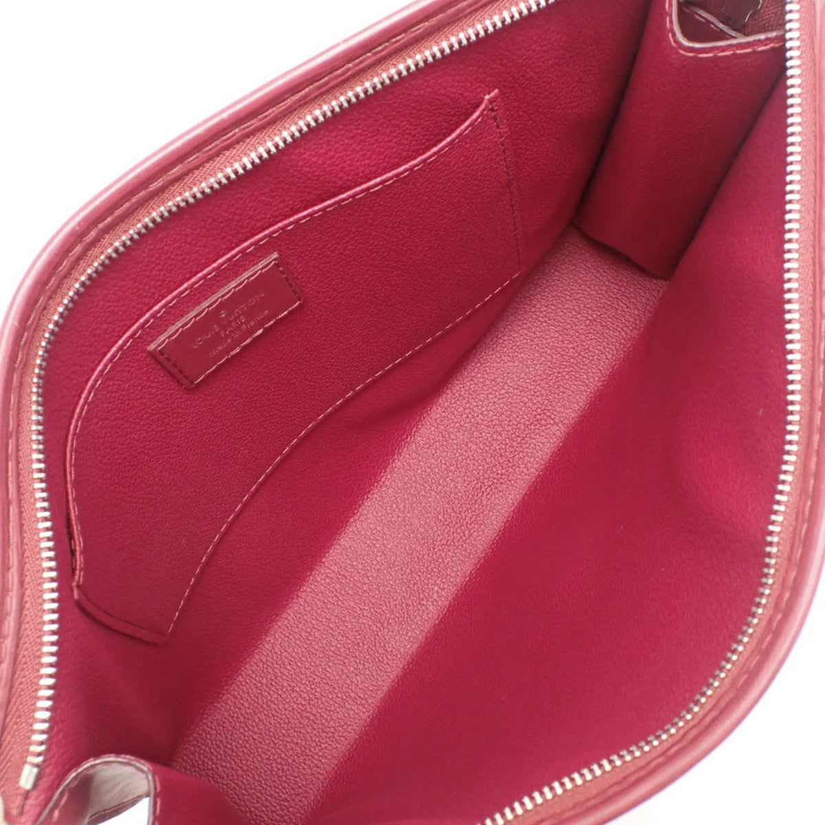 Epi Pochette Toilette 26 Epi Leather Fuchsia M41085