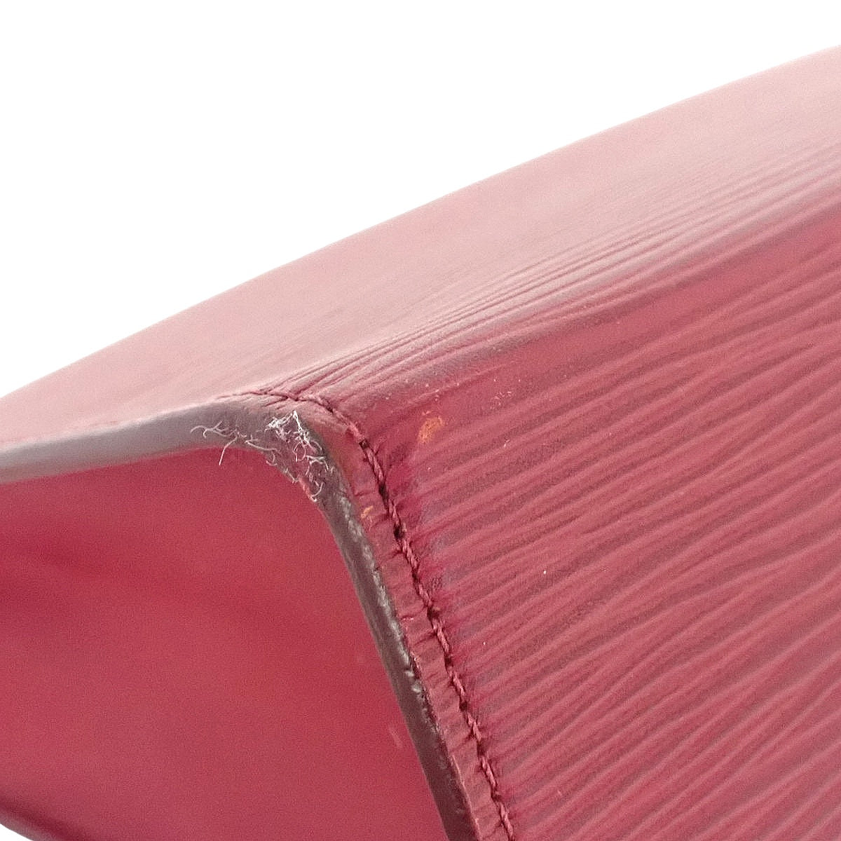 Epi Pochette Toilette 26 Epi Leather Fuchsia M41085