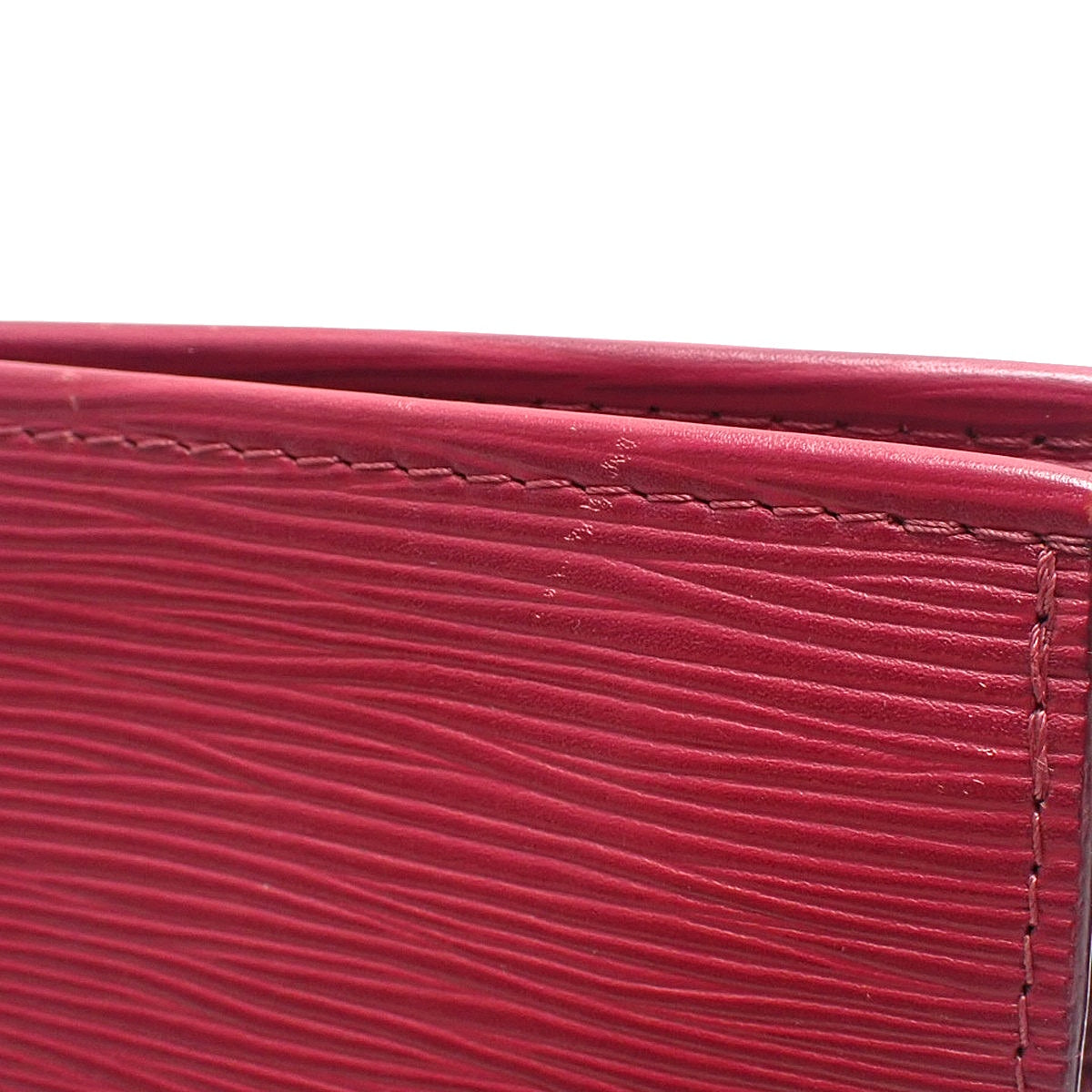 Epi Pochette Toilette 26 Epi Leather Fuchsia M41085