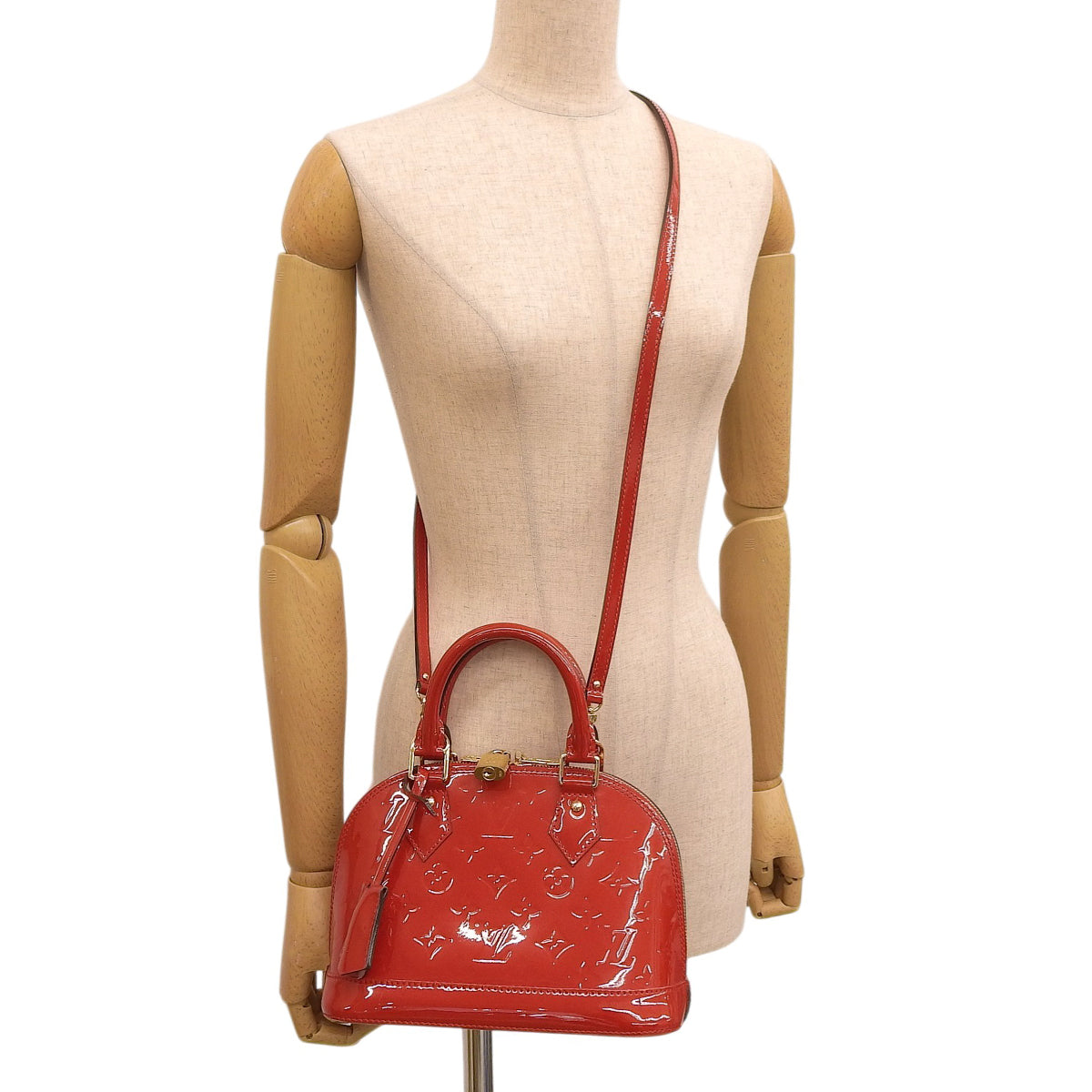 Monogram Vernis Alma BB Cerise M90174