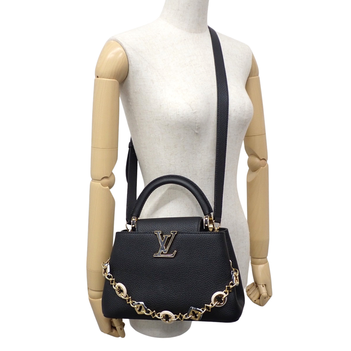 Capucines BB Taurillon Leather M14970