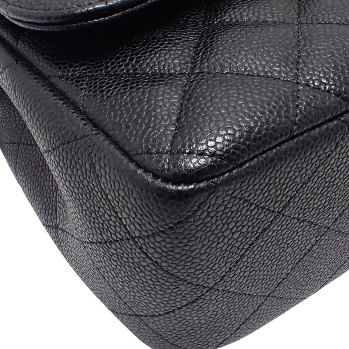 Matelasse Coco标志双层翻盖链条单肩包,鱼子酱纹皮革,黑色